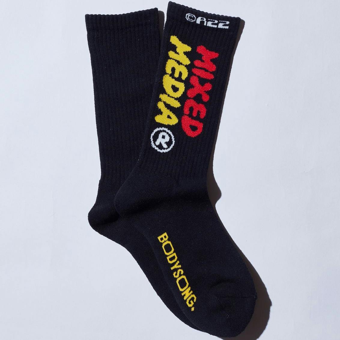 A2Z™ x BODYSONG. 靴下 黒