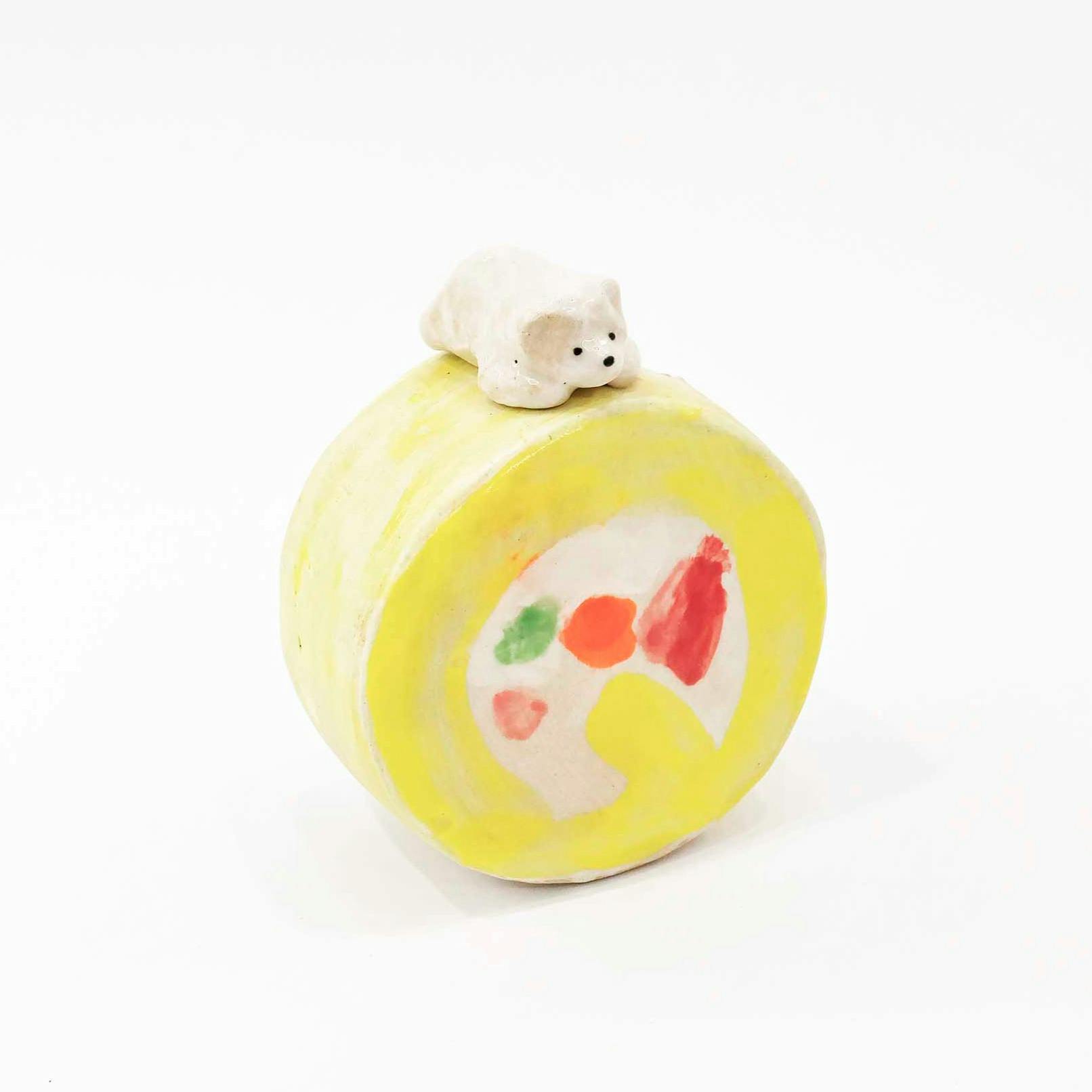 しろくまロールケーキの一輪挿し（フルーツ）