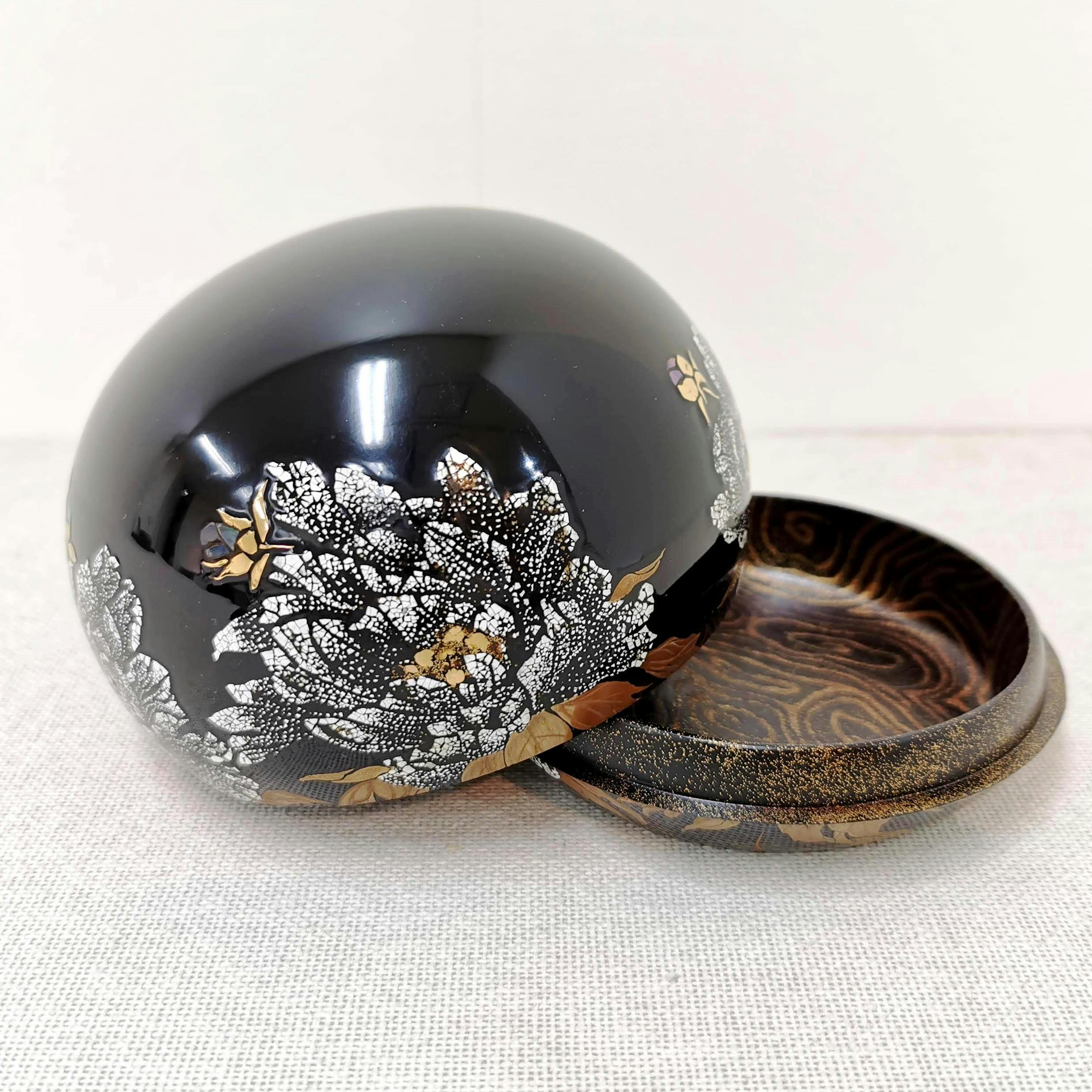 乾漆蒔絵箱「人魚の嘆き」