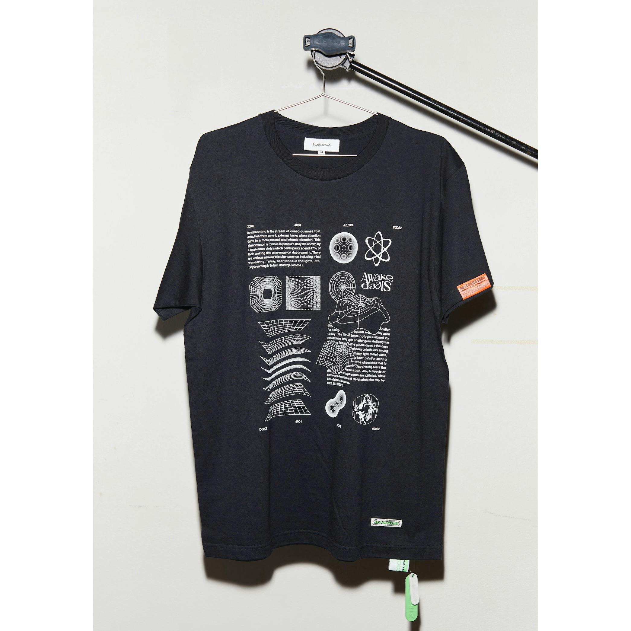 Koji Shiouchi x AtoZ MUSEUM® x BODYSONG.：Particle-T_KSxBS./BLACK(AZ13-T04)【Mサイズ】