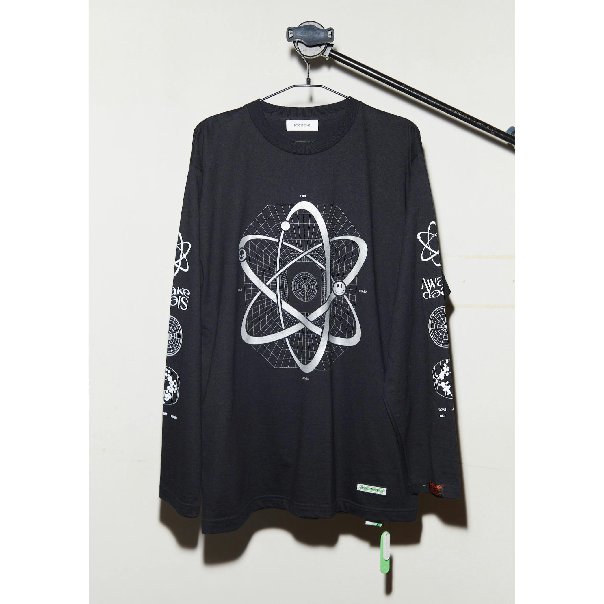 Koji Shiouchi x AtoZ MUSEUM® x BODYSONG.：Atomic B-longT_KSxBS./BLACK(AZ16-LS01)【One Size】