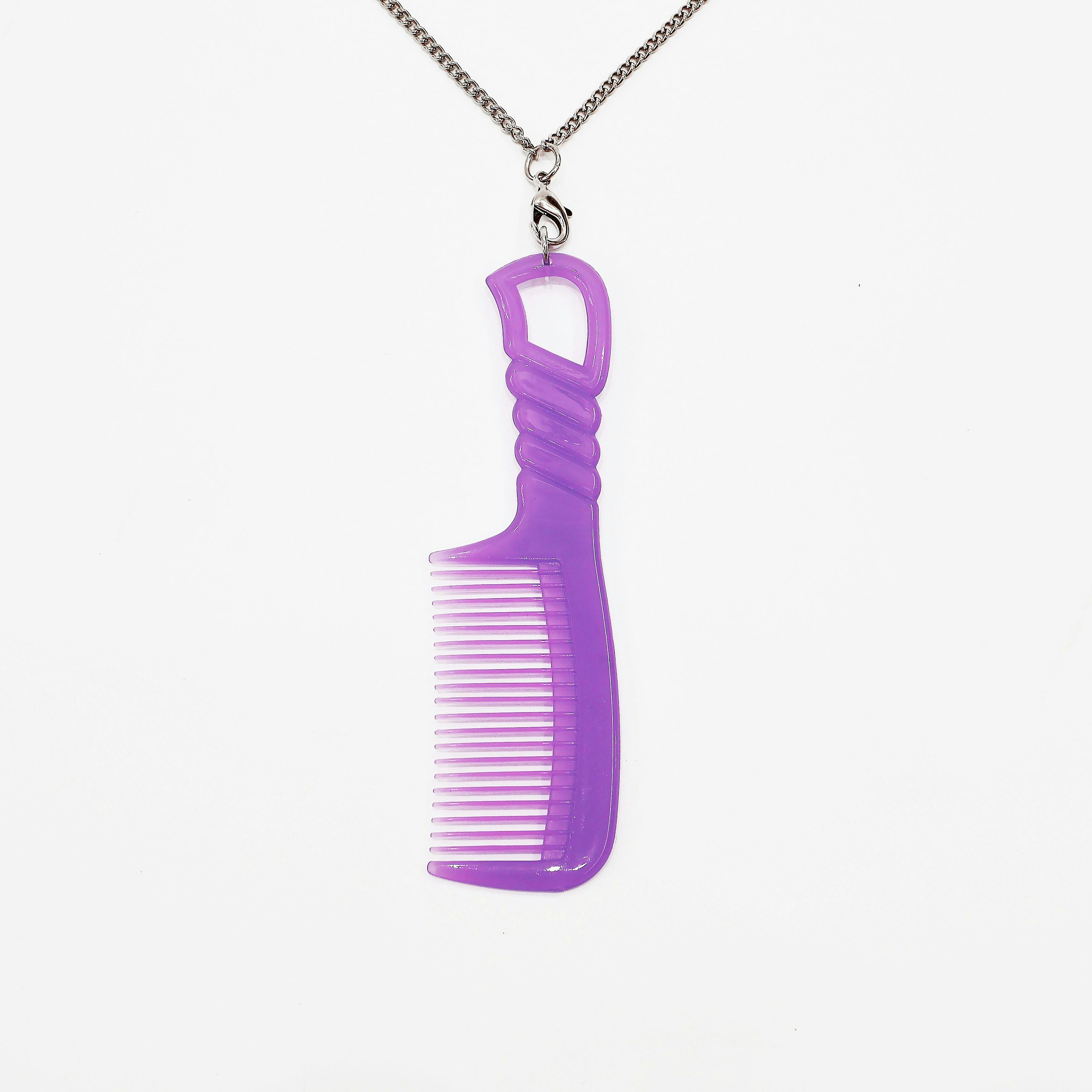 コームのネックレス