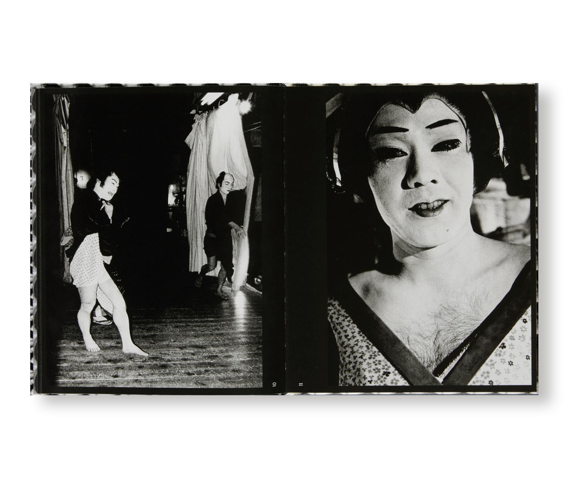 A RETROSPECTIVE [JAPANESE BOOKLET SET]