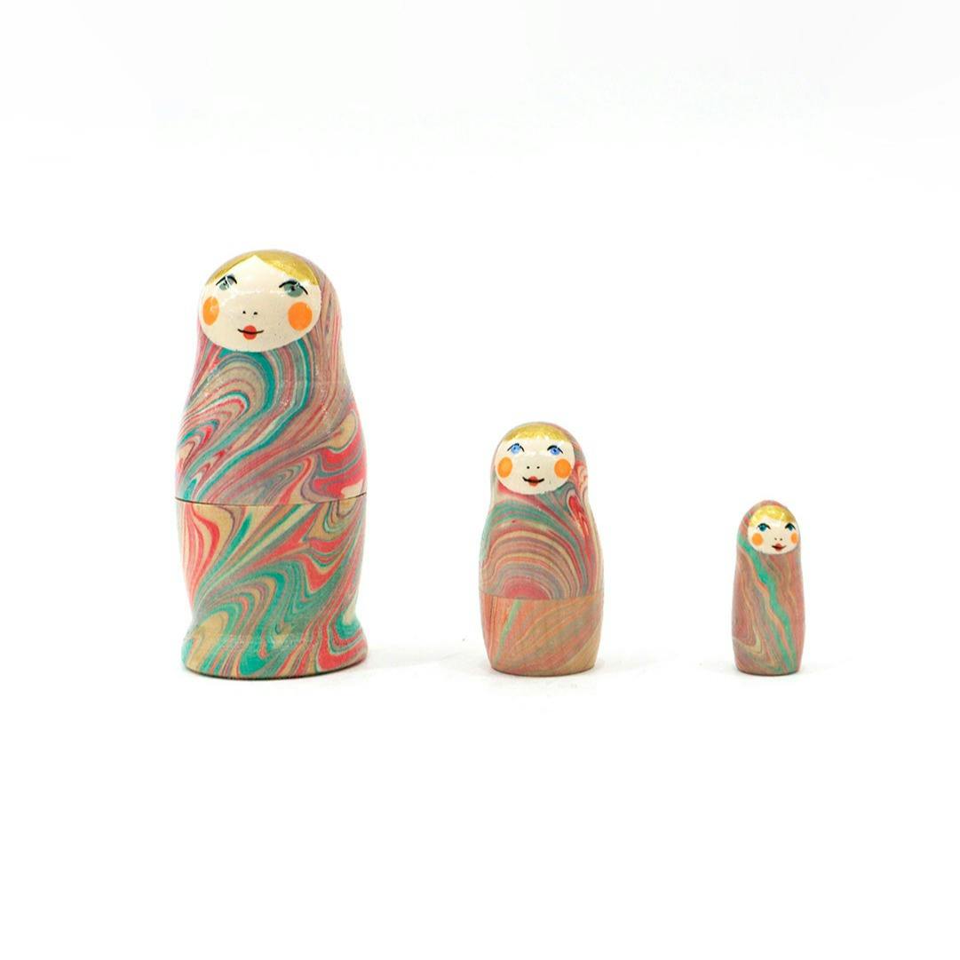 3人組マトリョーシカ
