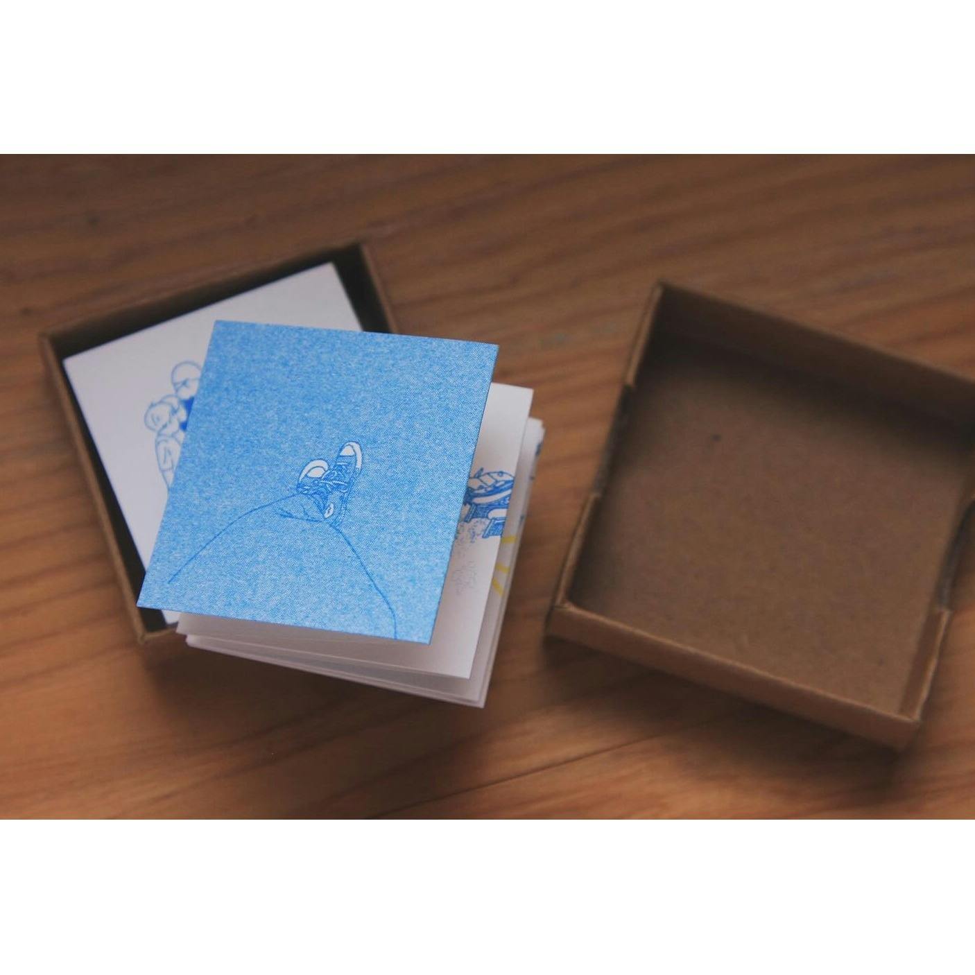 ◯◯day（じゃばら折）