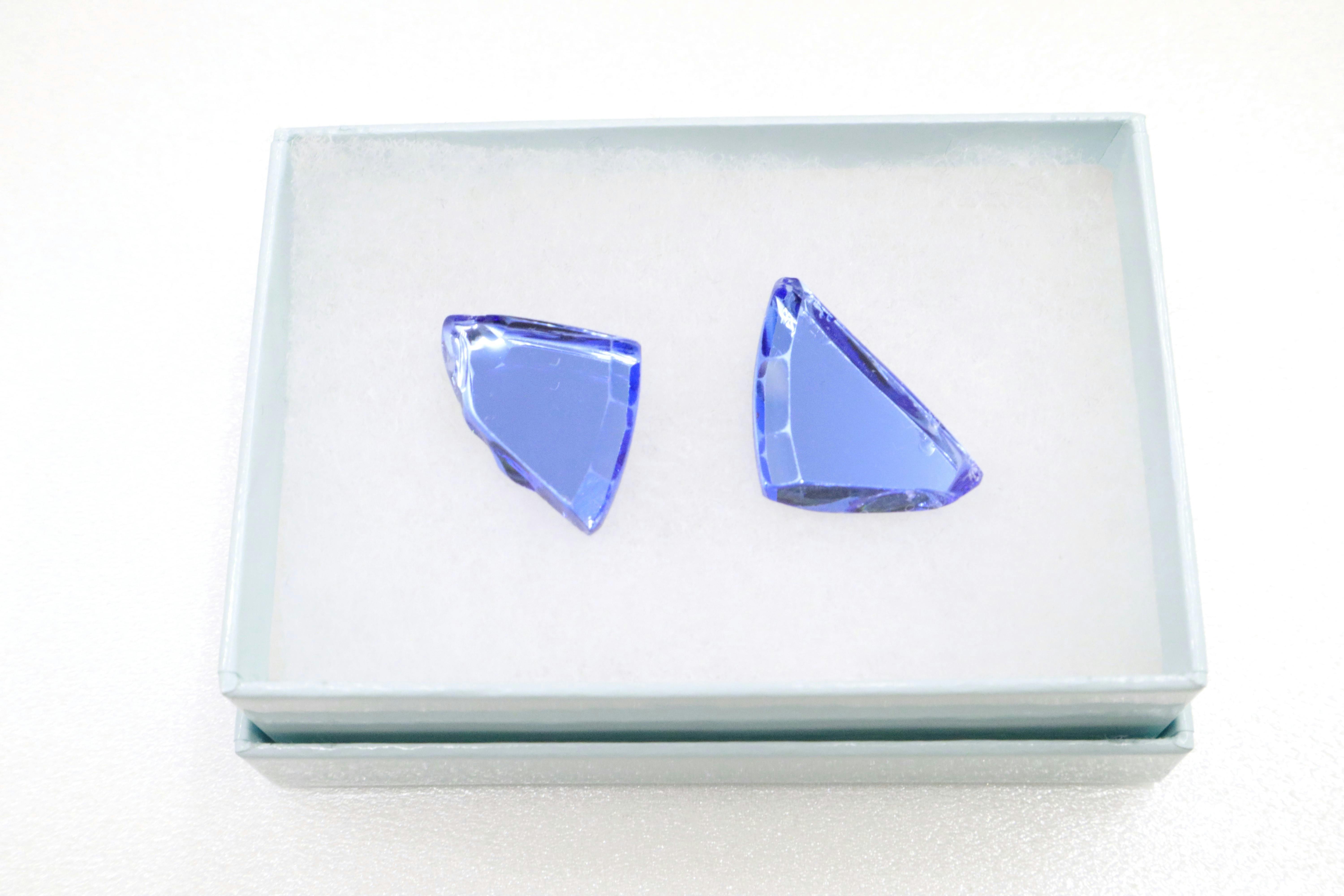 ブルーピアス　10324