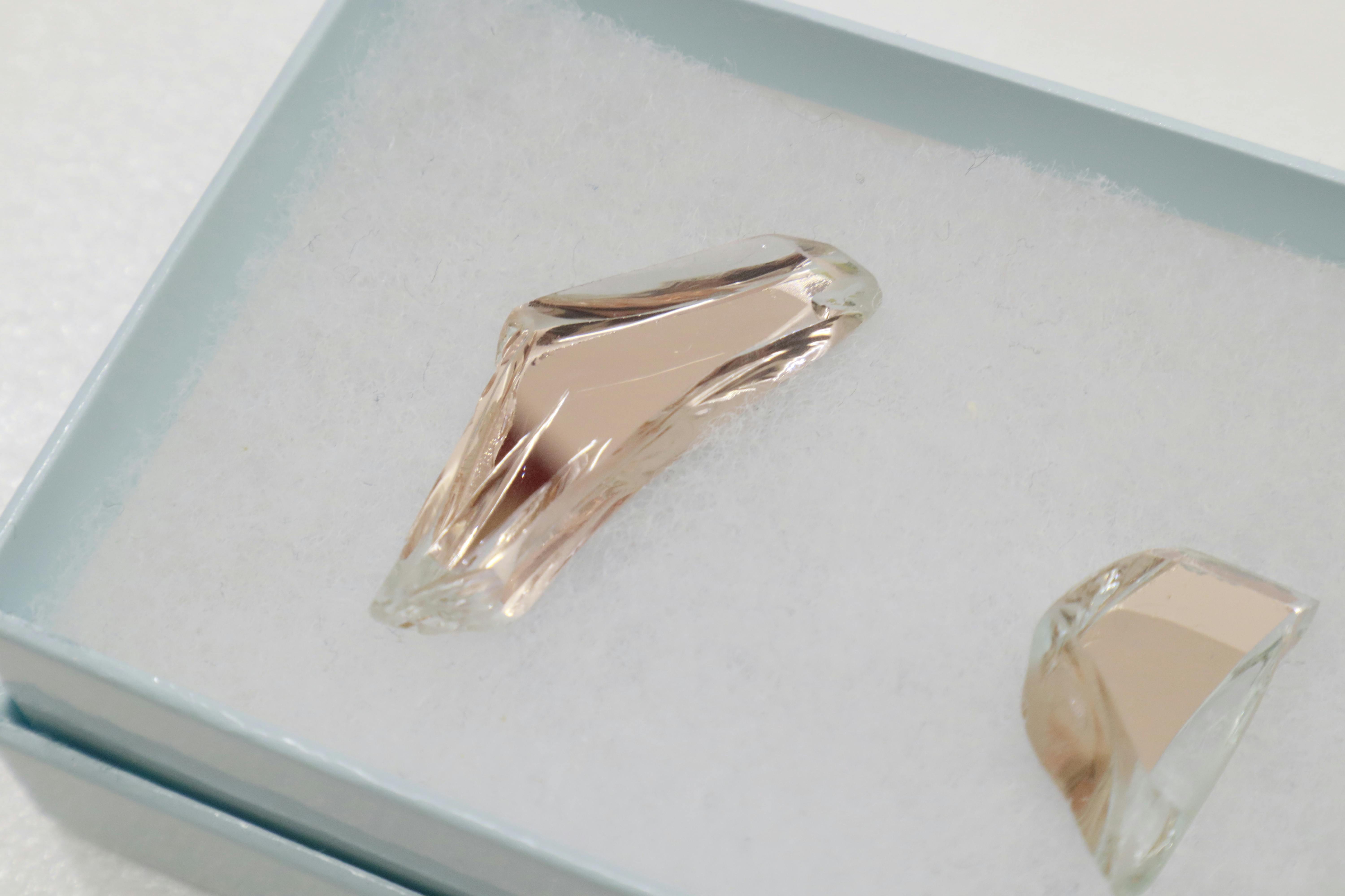 ピンクピアス　10334