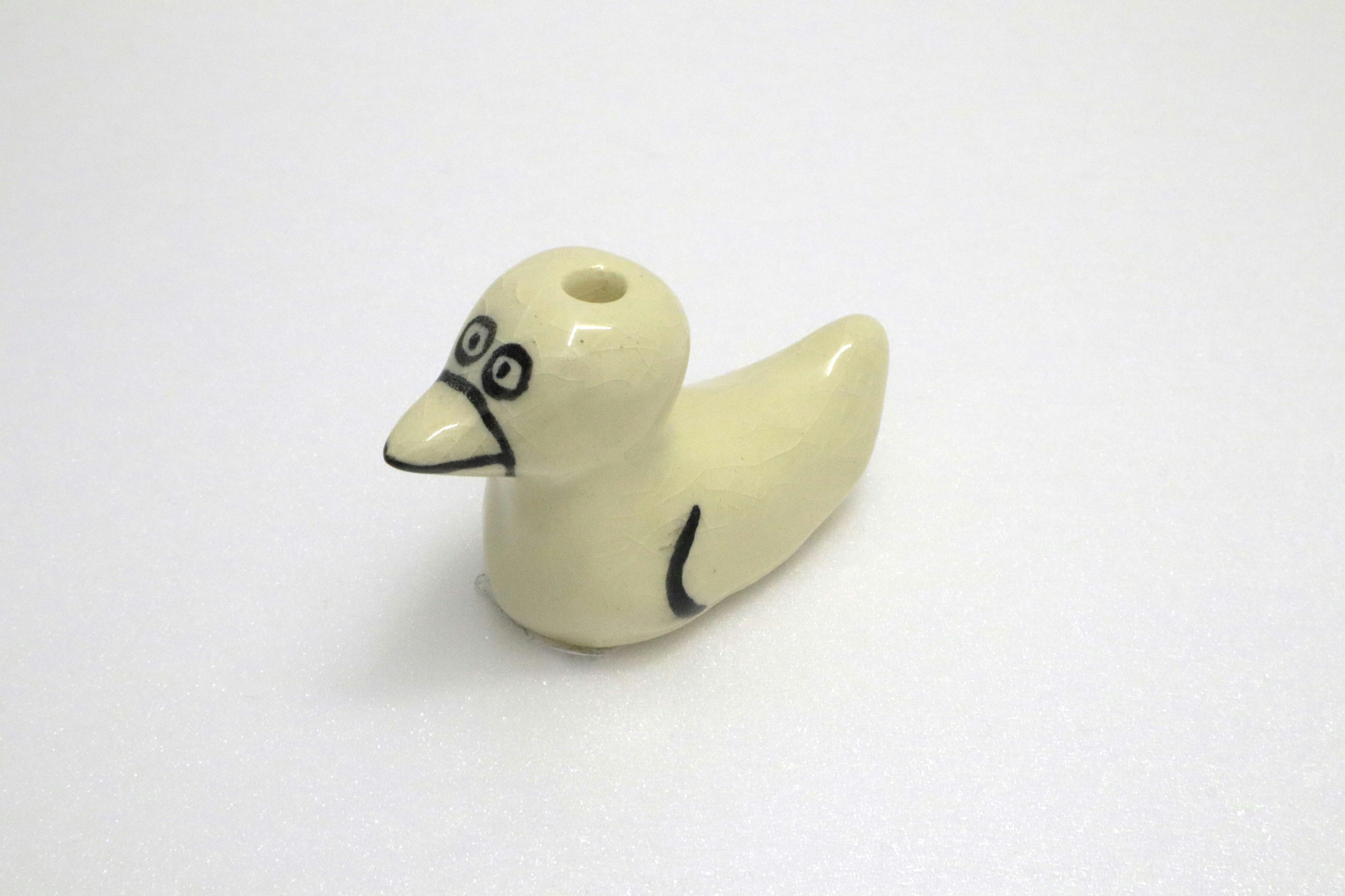 サンダースタジオ　陶器　鳥（子・一輪挿し）