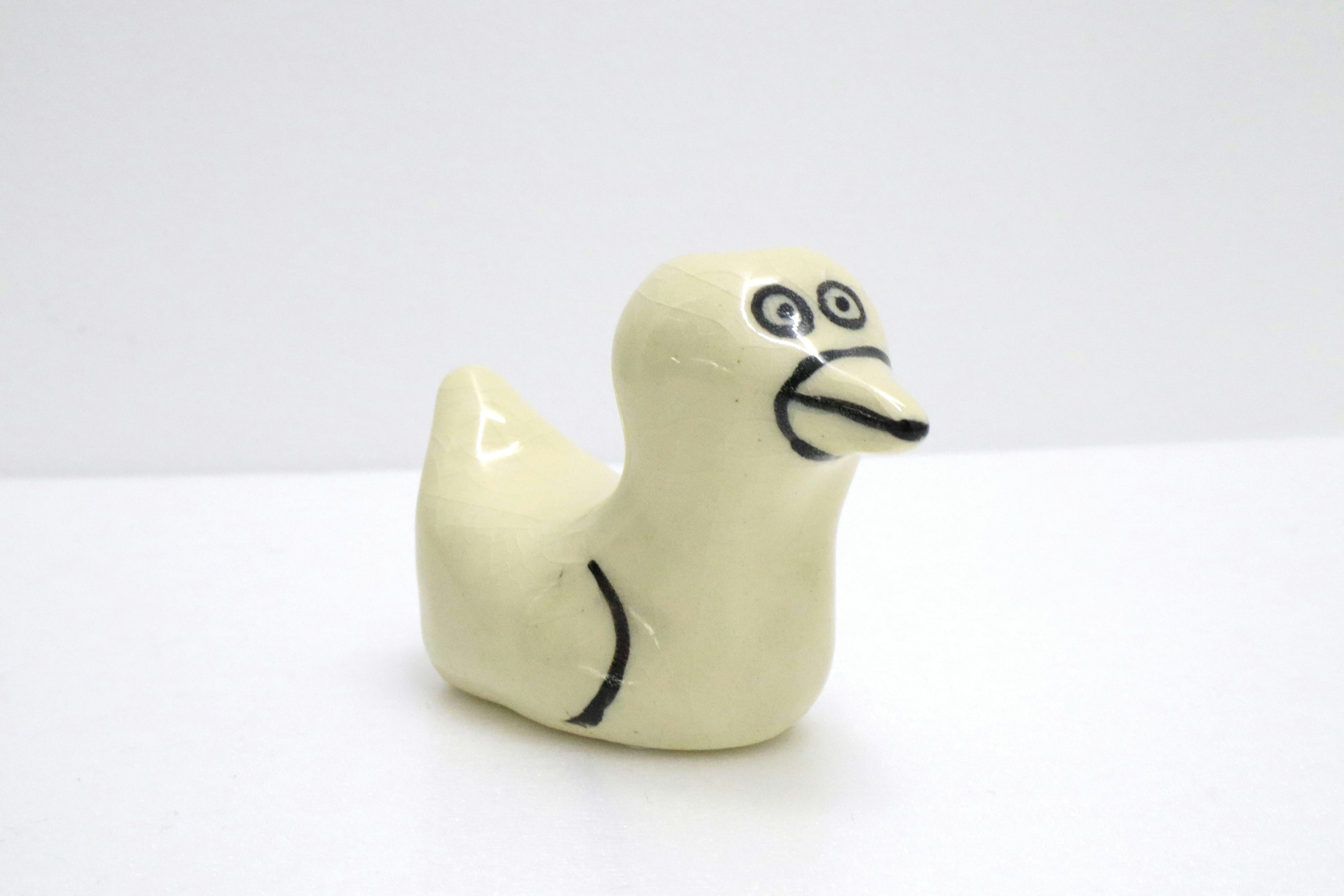 サンダースタジオ　陶器　鳥（親・一輪挿し）