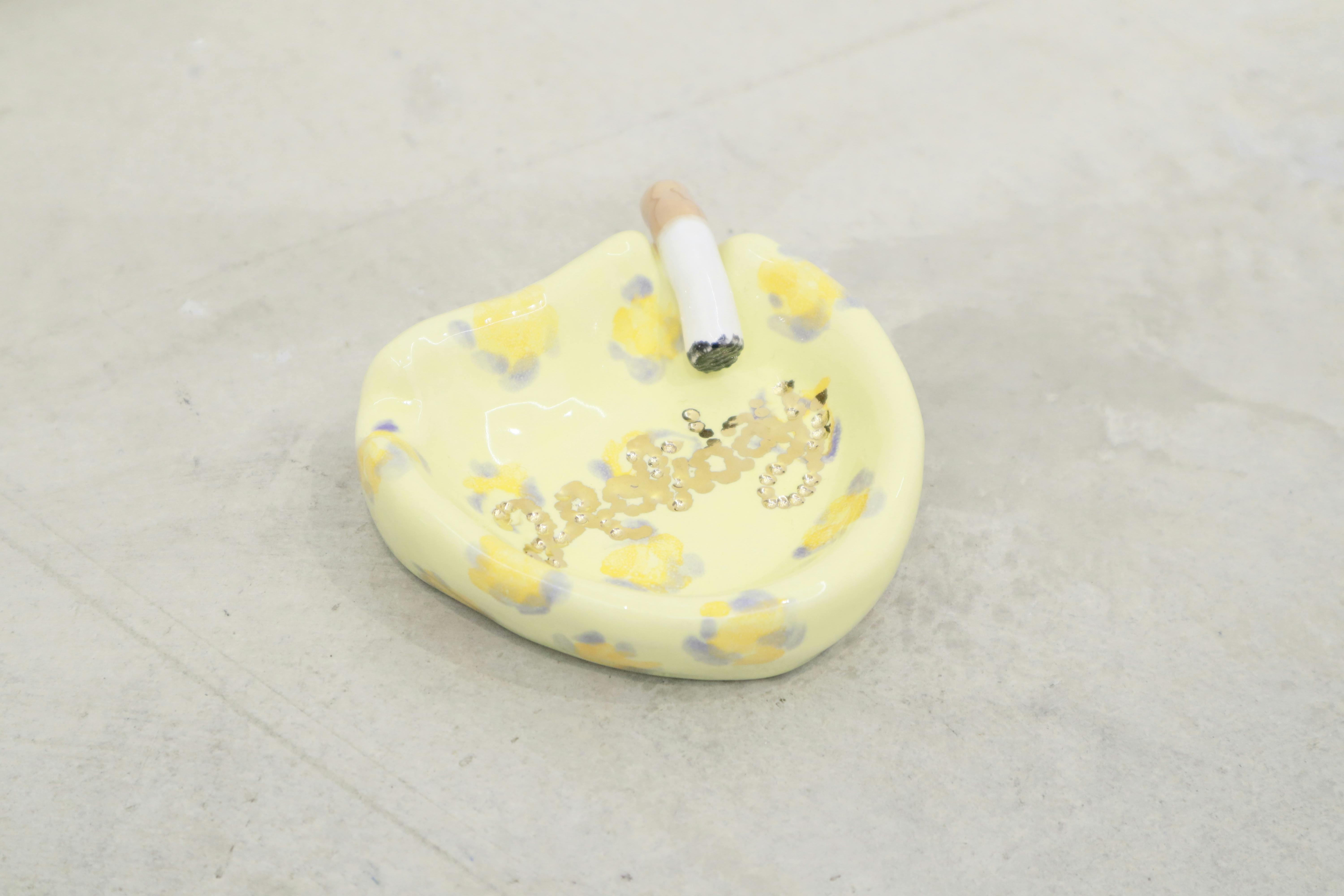 中島ミドリ｜HEART ASH TRAY