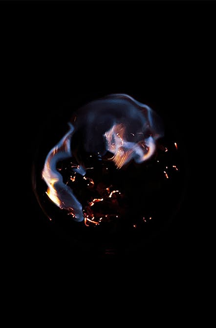 Sara D'uva / Photography Silvery Water and Starry Earth #1