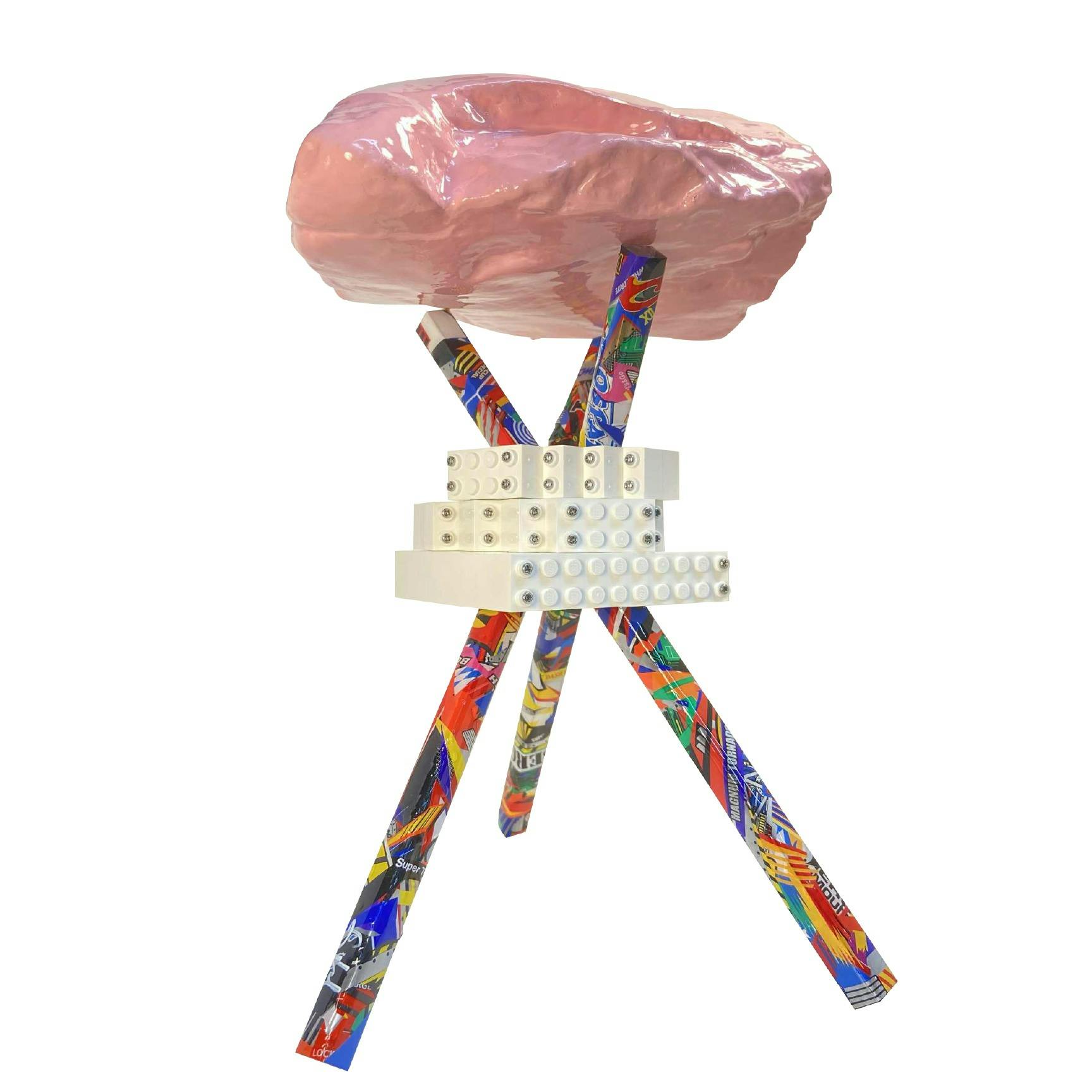 “IKEZU” Play in Support of the Unseen PINK