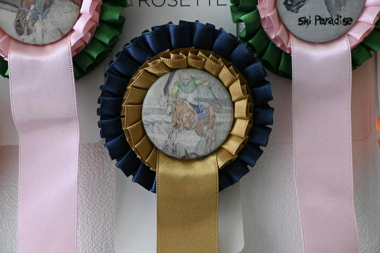 黒沼真由美 x WHYTROPHY コラボレーション・ロゼット