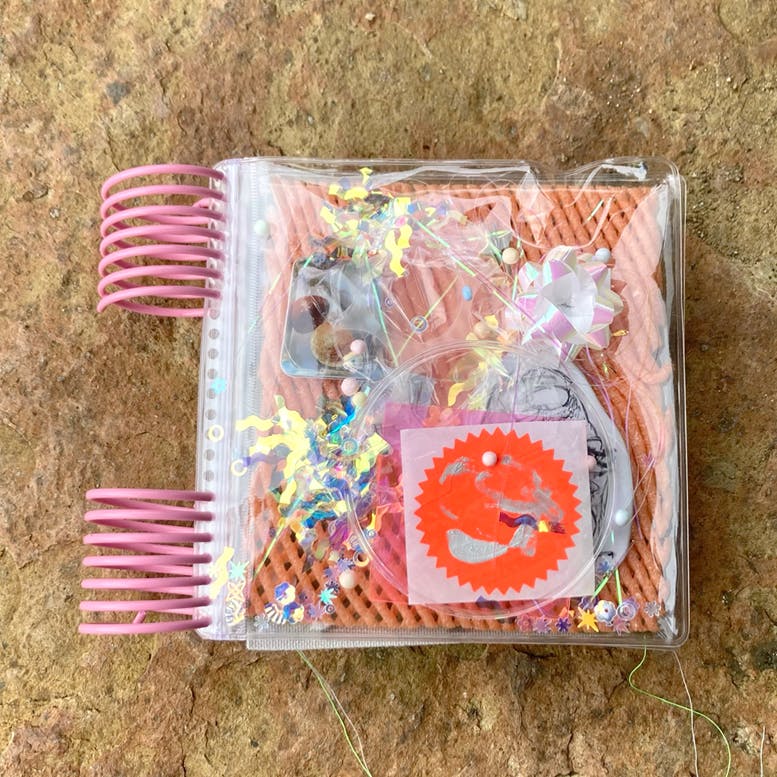 ふわふわステッカーブック New Fuwa collection stickerbook