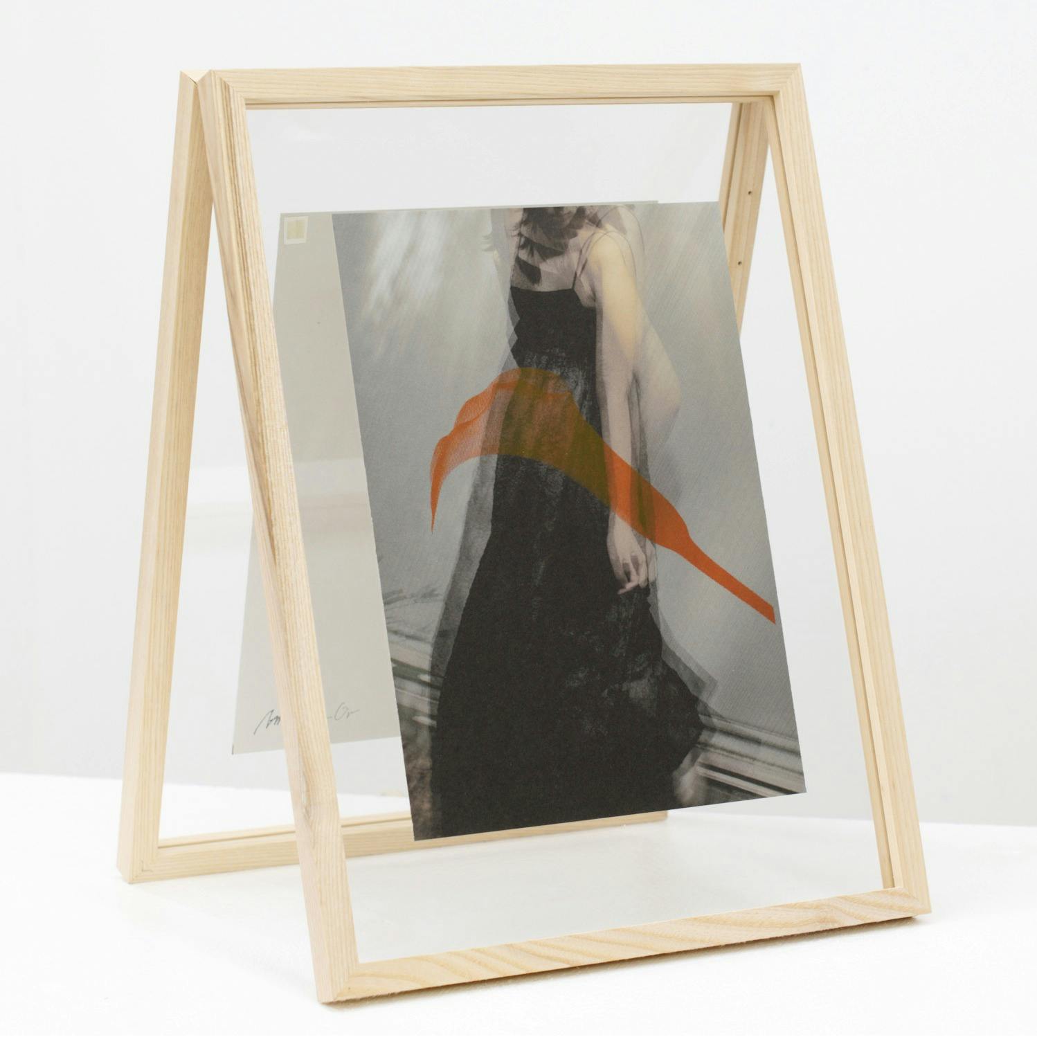 Approaches to a Figure ph+d-031125_1  (Photo by Nam grafik)