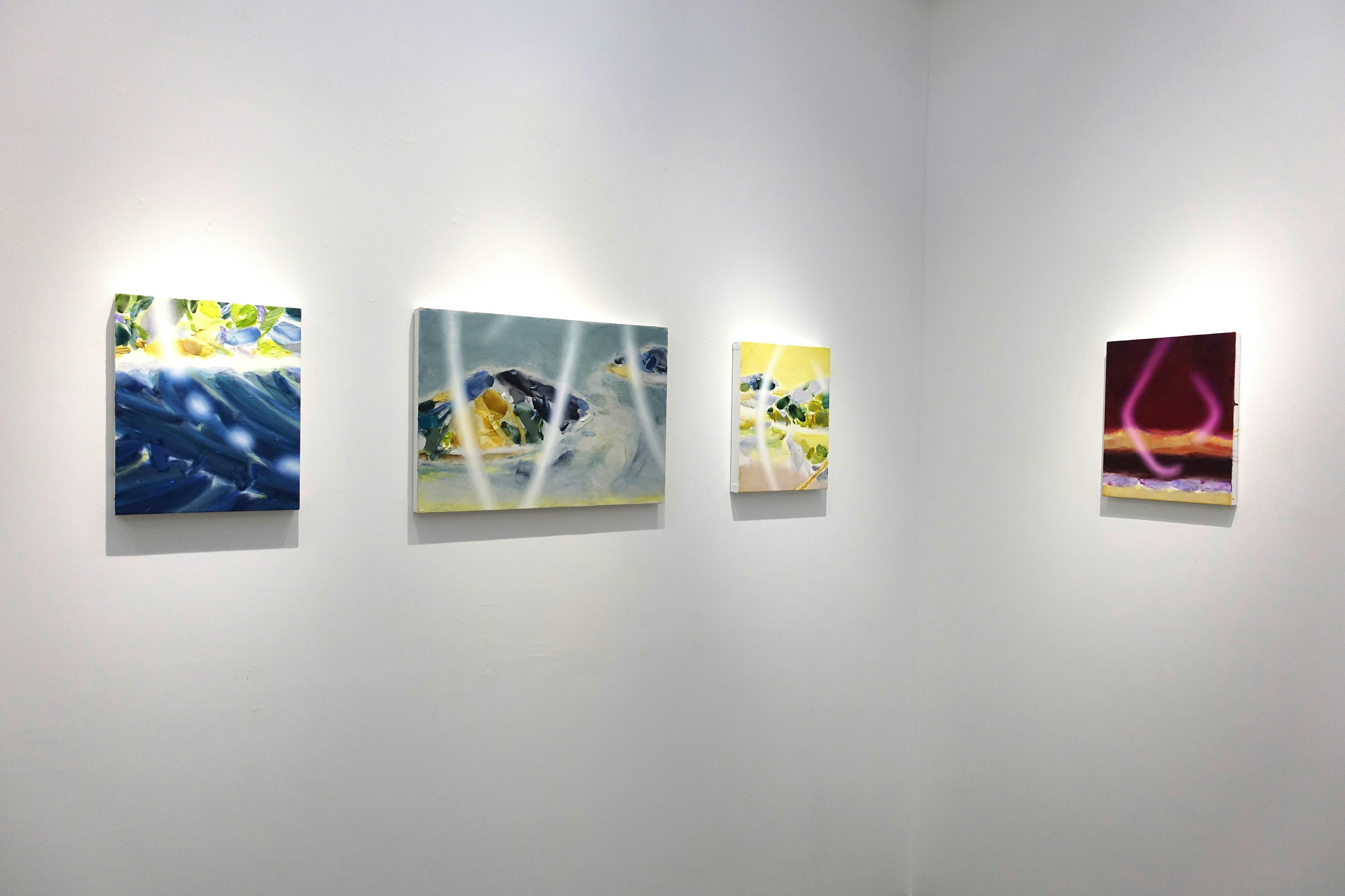 あらわれの山 / flickers cream yellow