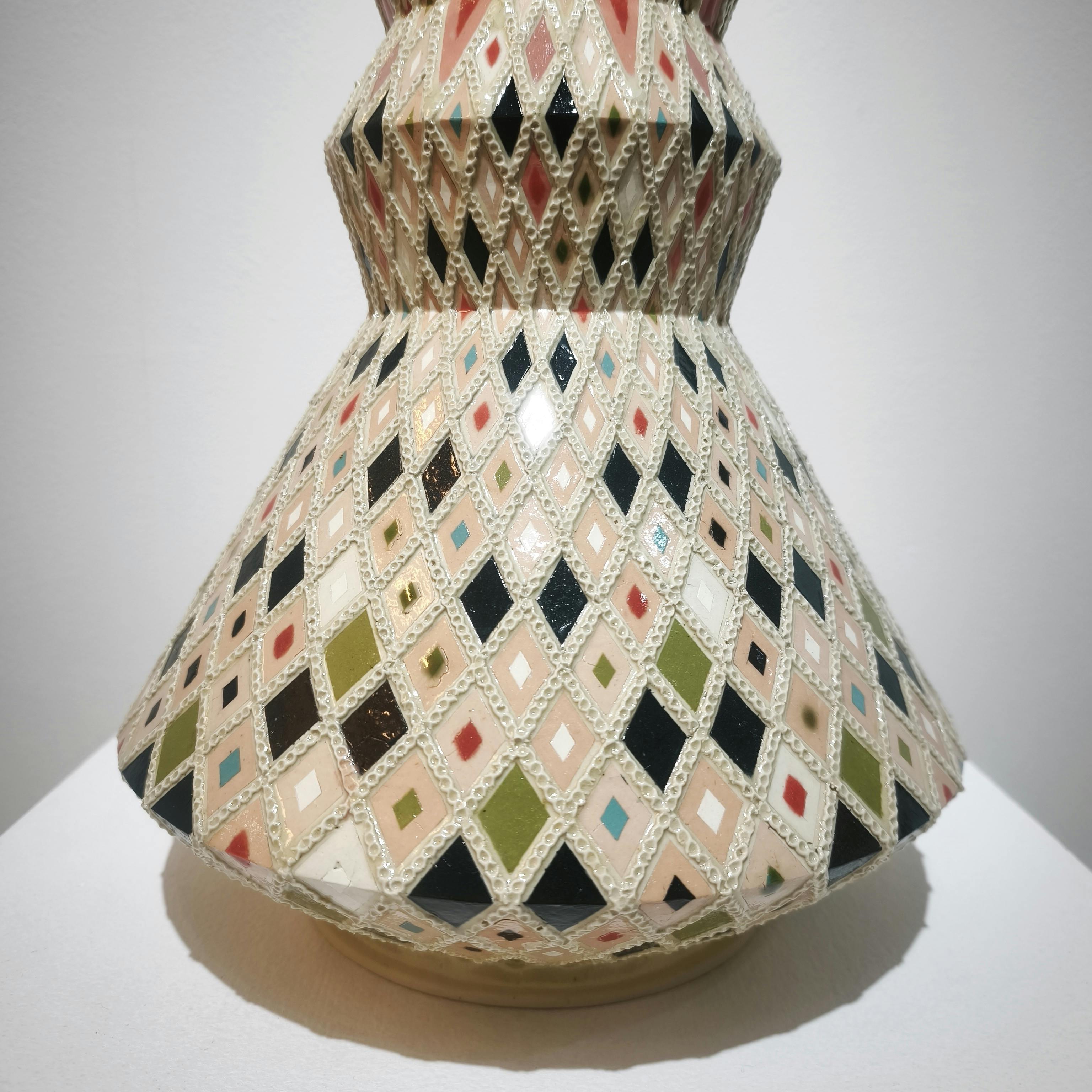 象嵌彩色縄目ハイ釉壺