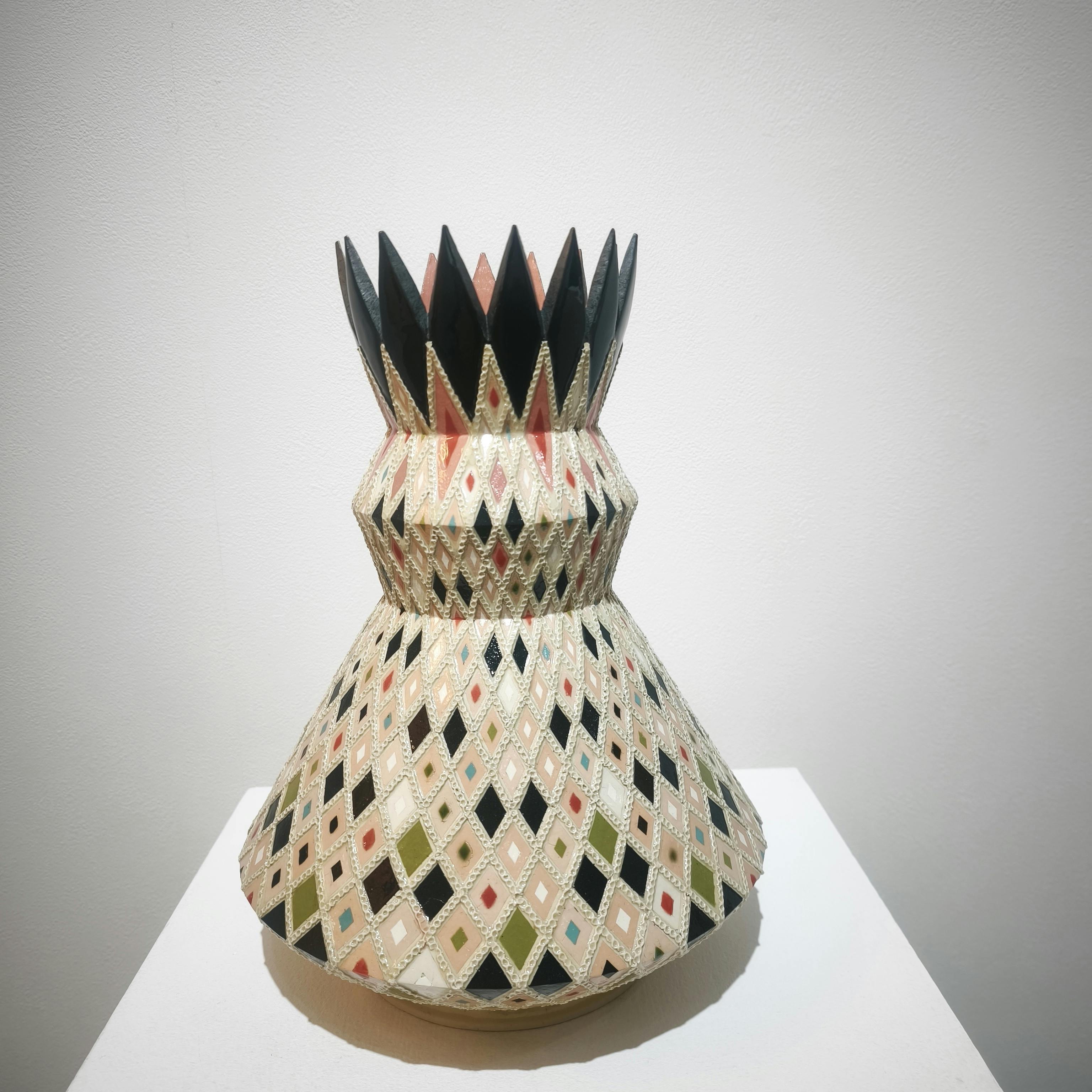 象嵌彩色縄目ハイ釉壺