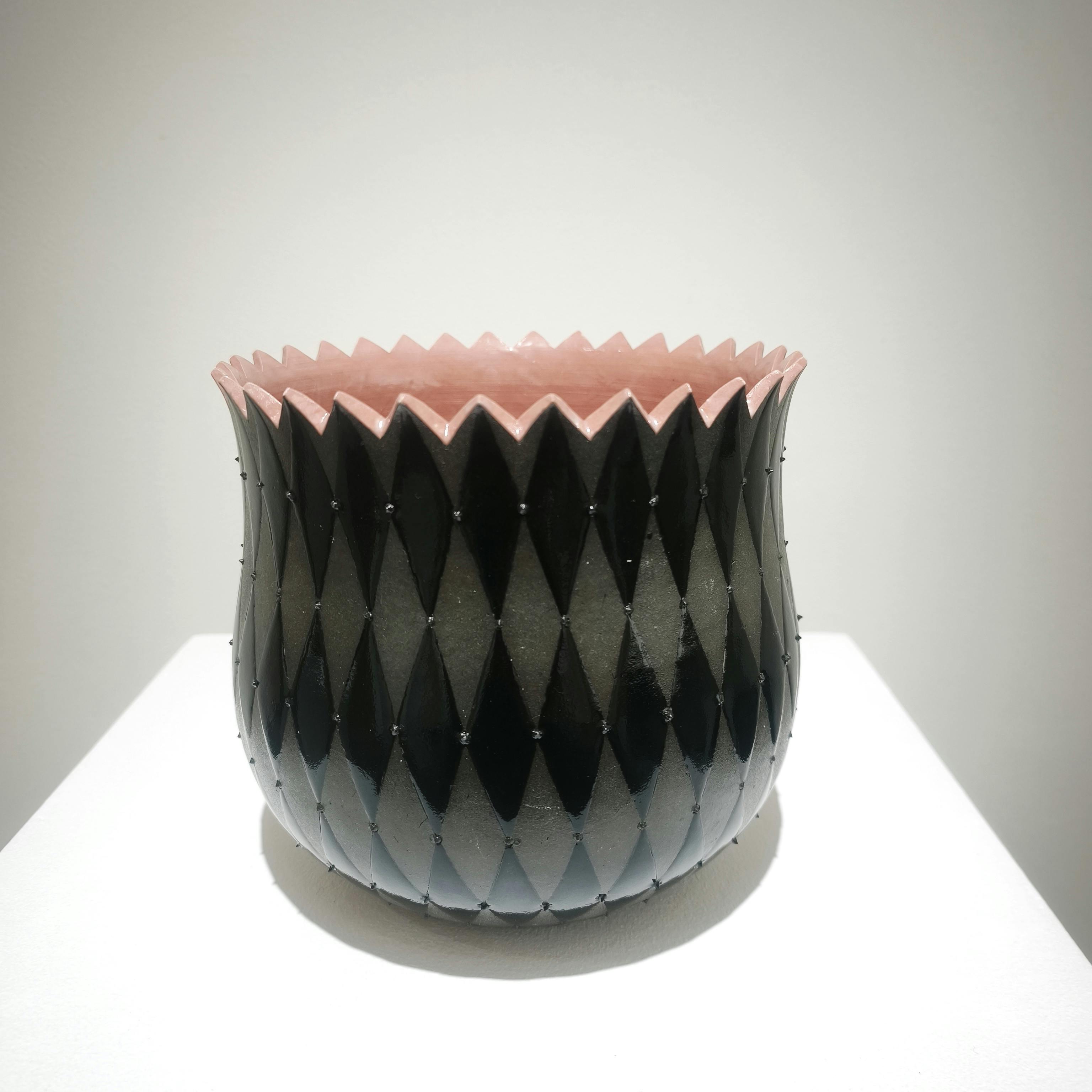 深鉢BLACK on BLACK