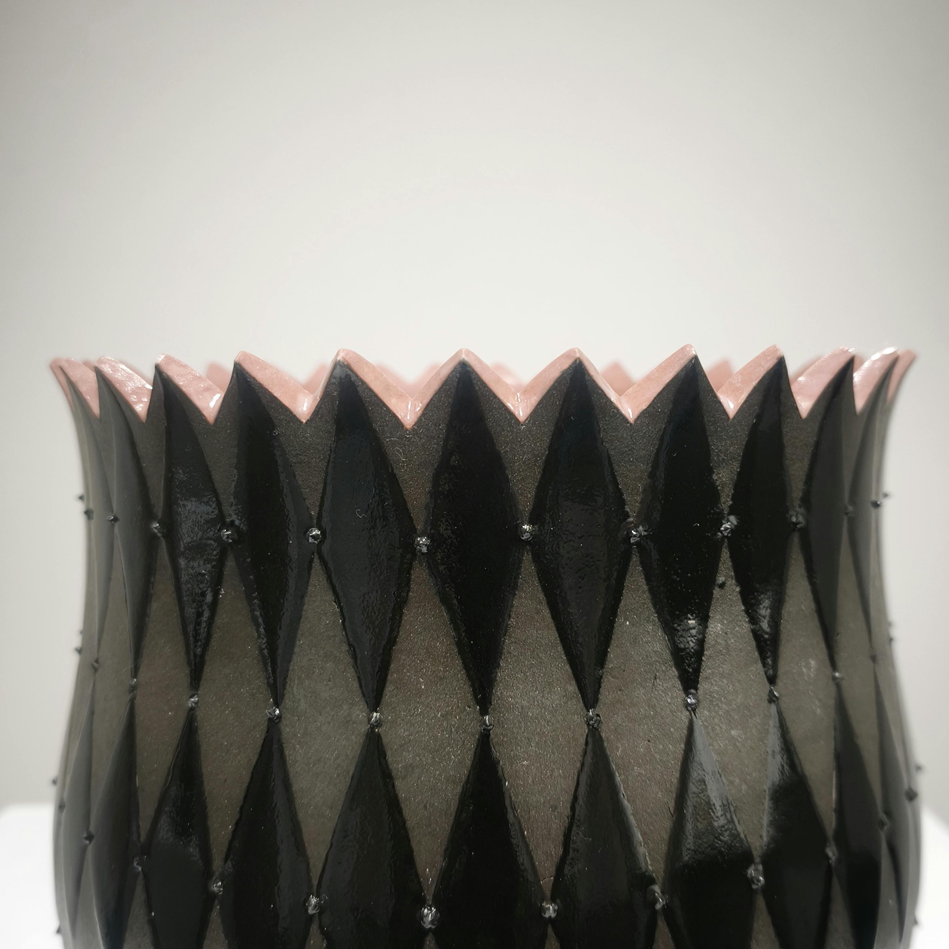 深鉢BLACK on BLACK