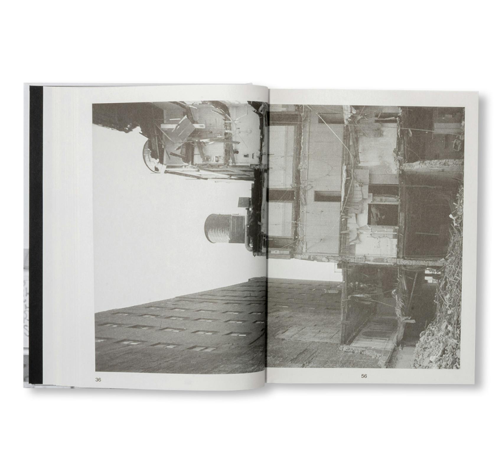 [予約受付中] PASSING THROUGH MOVING IN AND GETTING AWAY WITH IT: GORDON MATTA-CLARK NEW YORK CITY GRAFFITI PHOTOGRAPHS, 1972–73 [SECOND PRINTING]