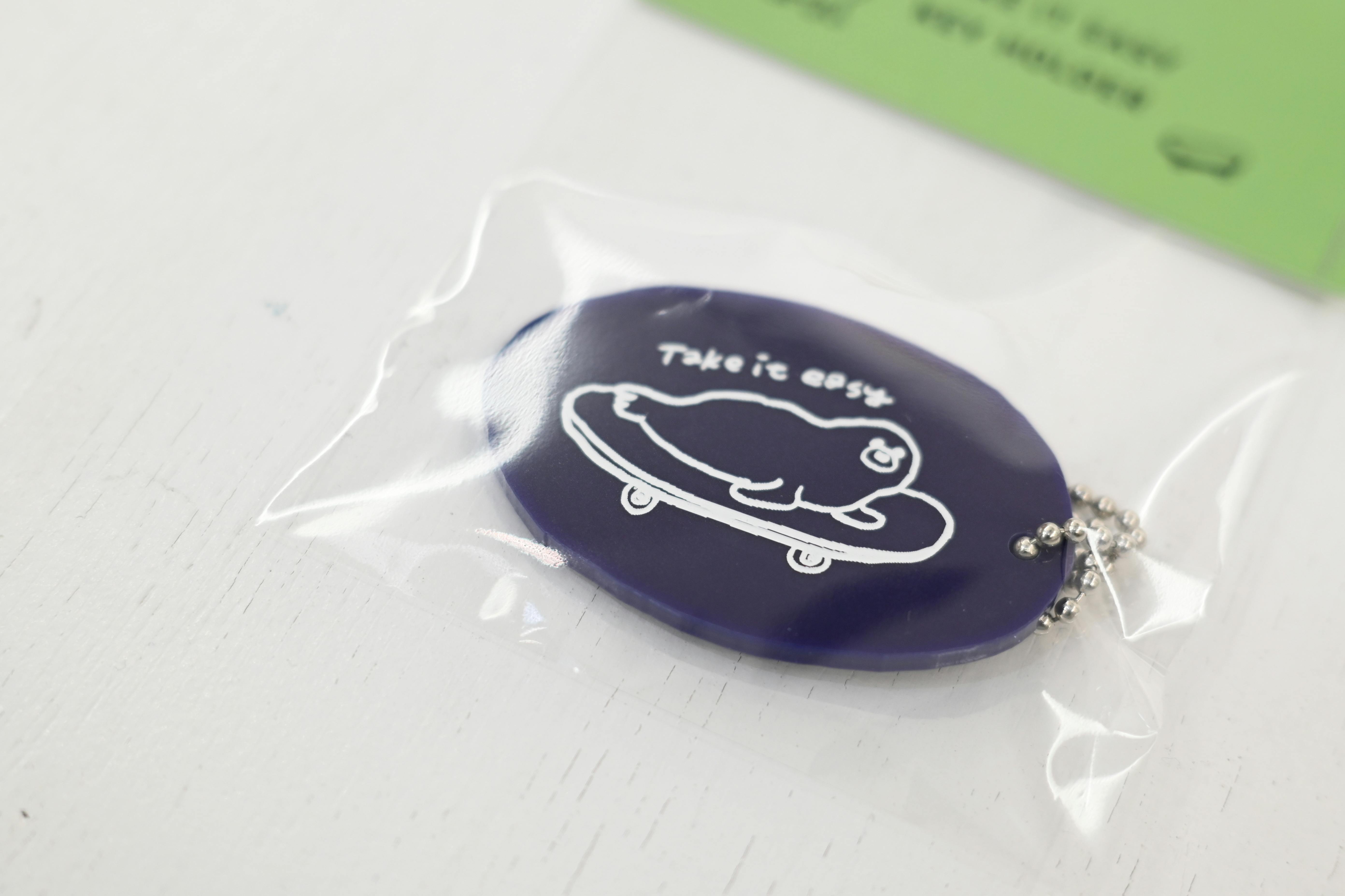 キーホルダー_アザラシ(navy)