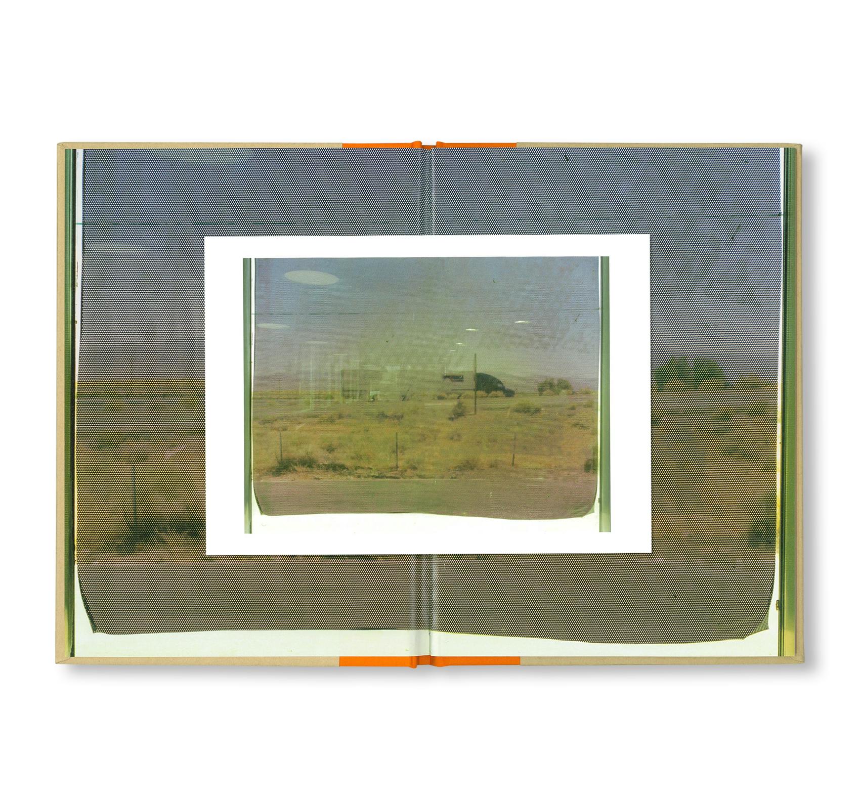 [予約受付中] ONE PICTURE BOOK TWO #51: DESERT DAZE