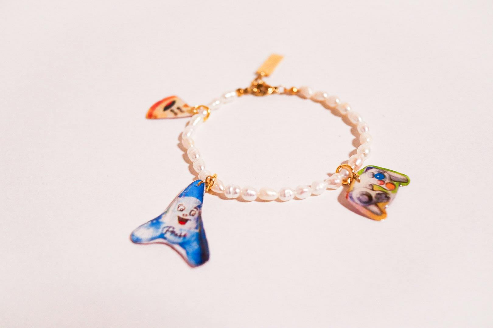 ブレスレットチャーム３個