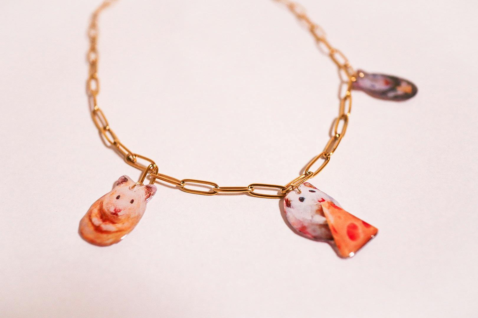 ネックレスチャーム３個