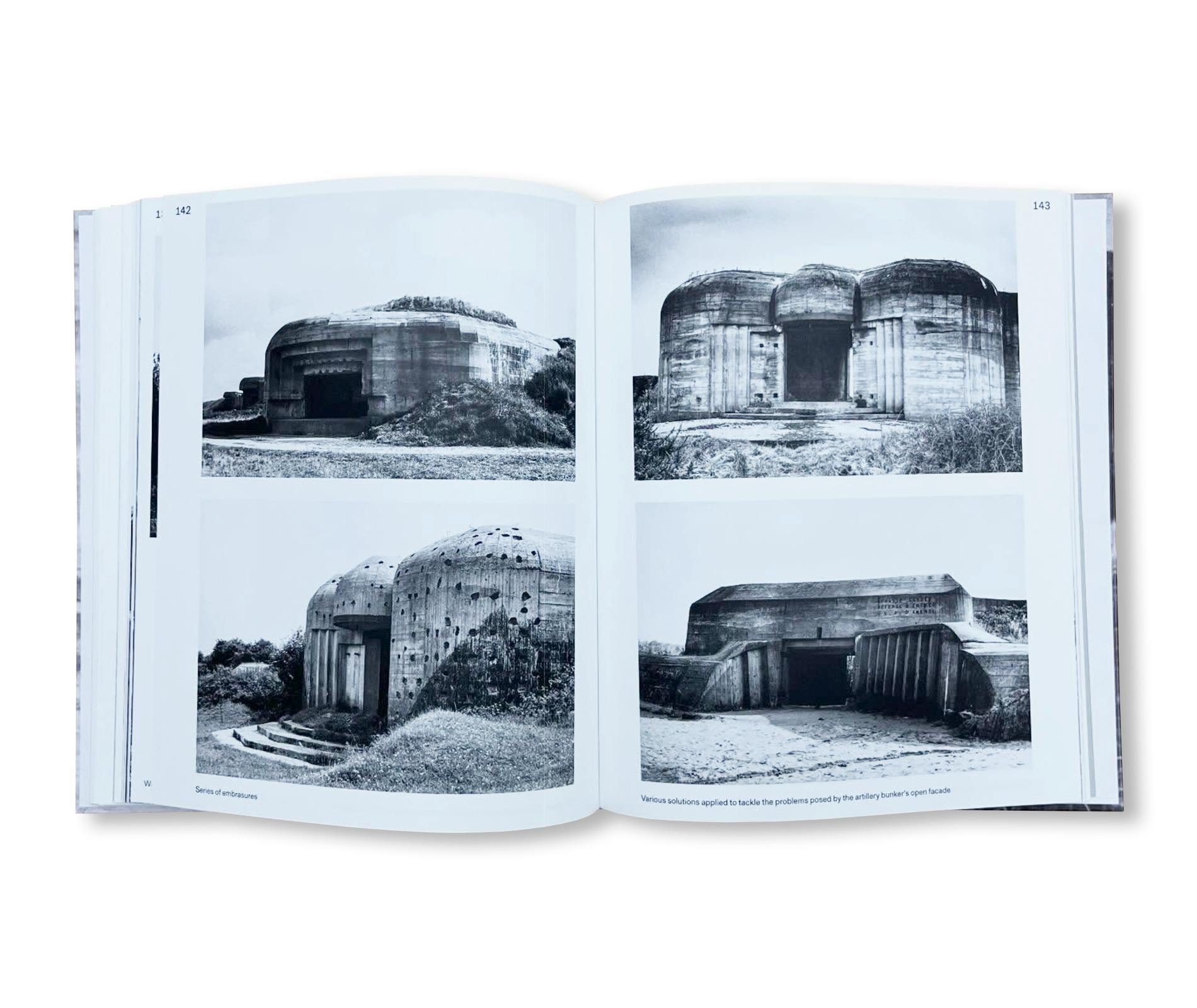 PAUL VIRILIO: BUNKER ARCHEOLOGY by Paul Virilio [ENGLISH EDITION]