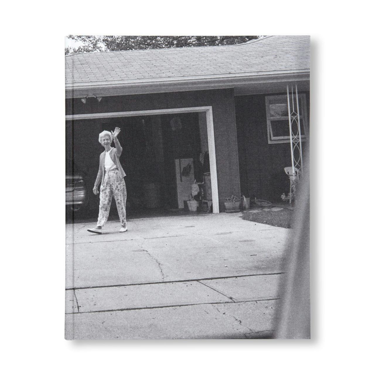 [予約受付中] LEAVING AND WAVING [REPRINTED EDITION]