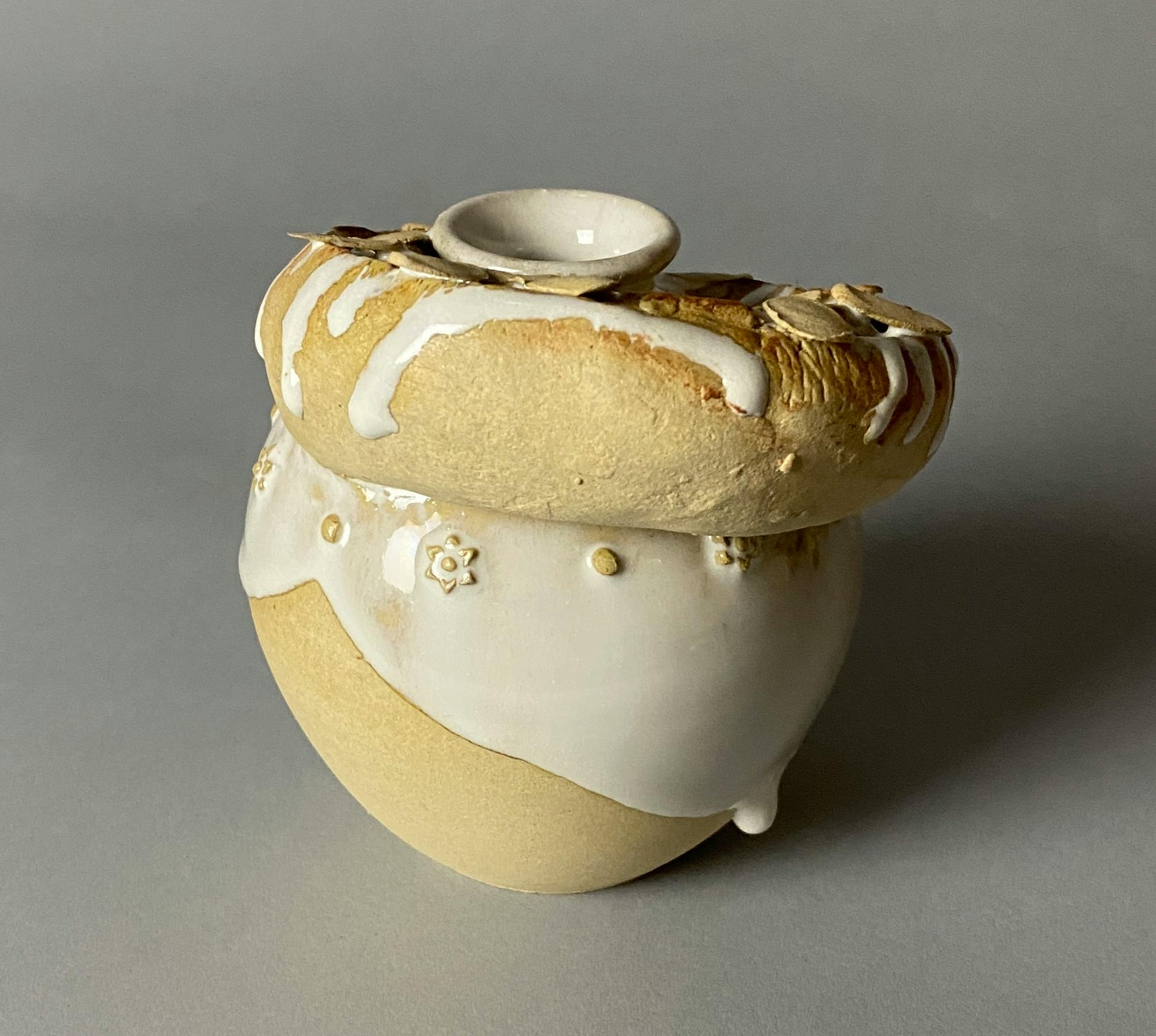 ドーナッツ/白釉壷