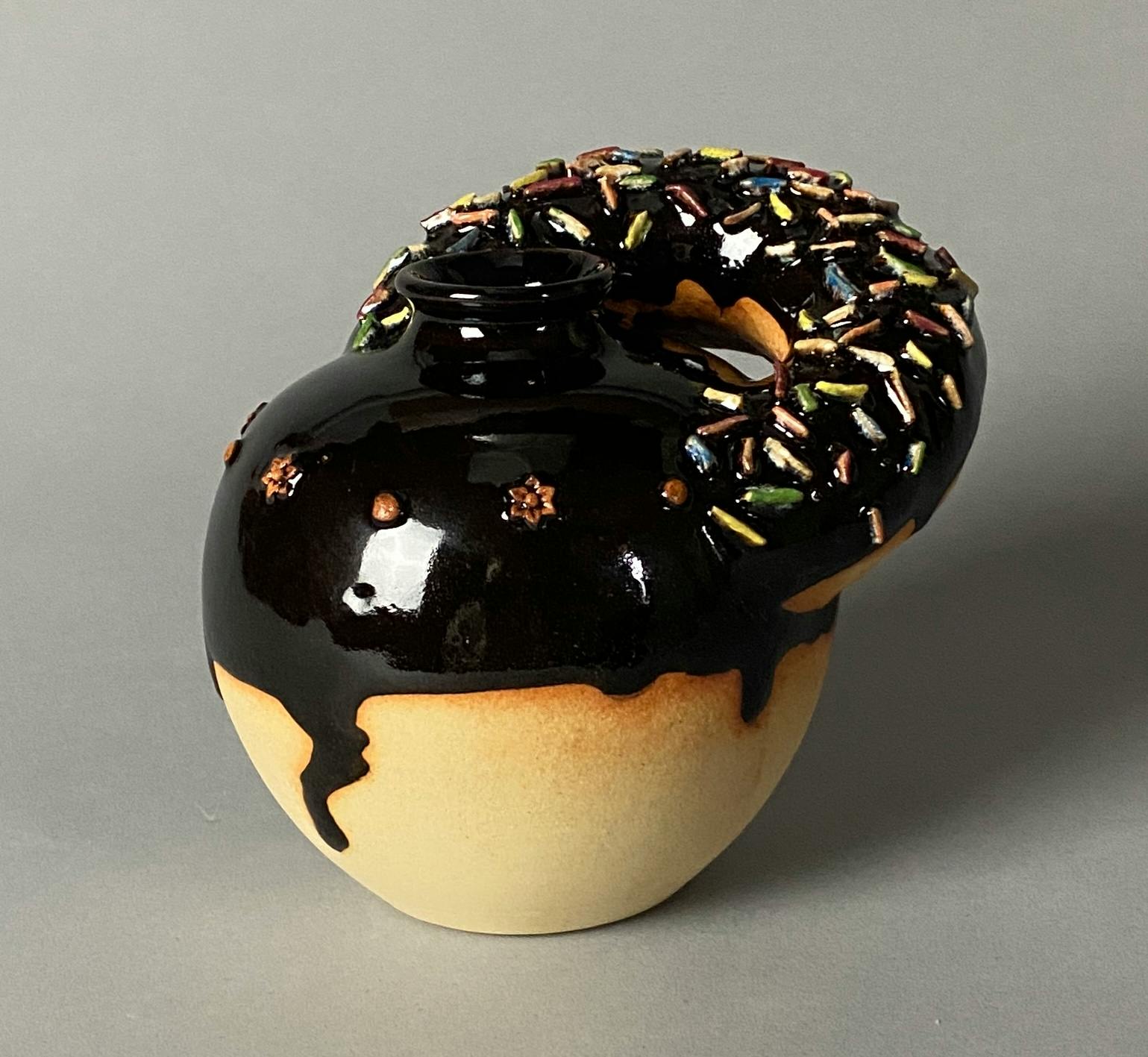 ドーナッツ/黒天目壷