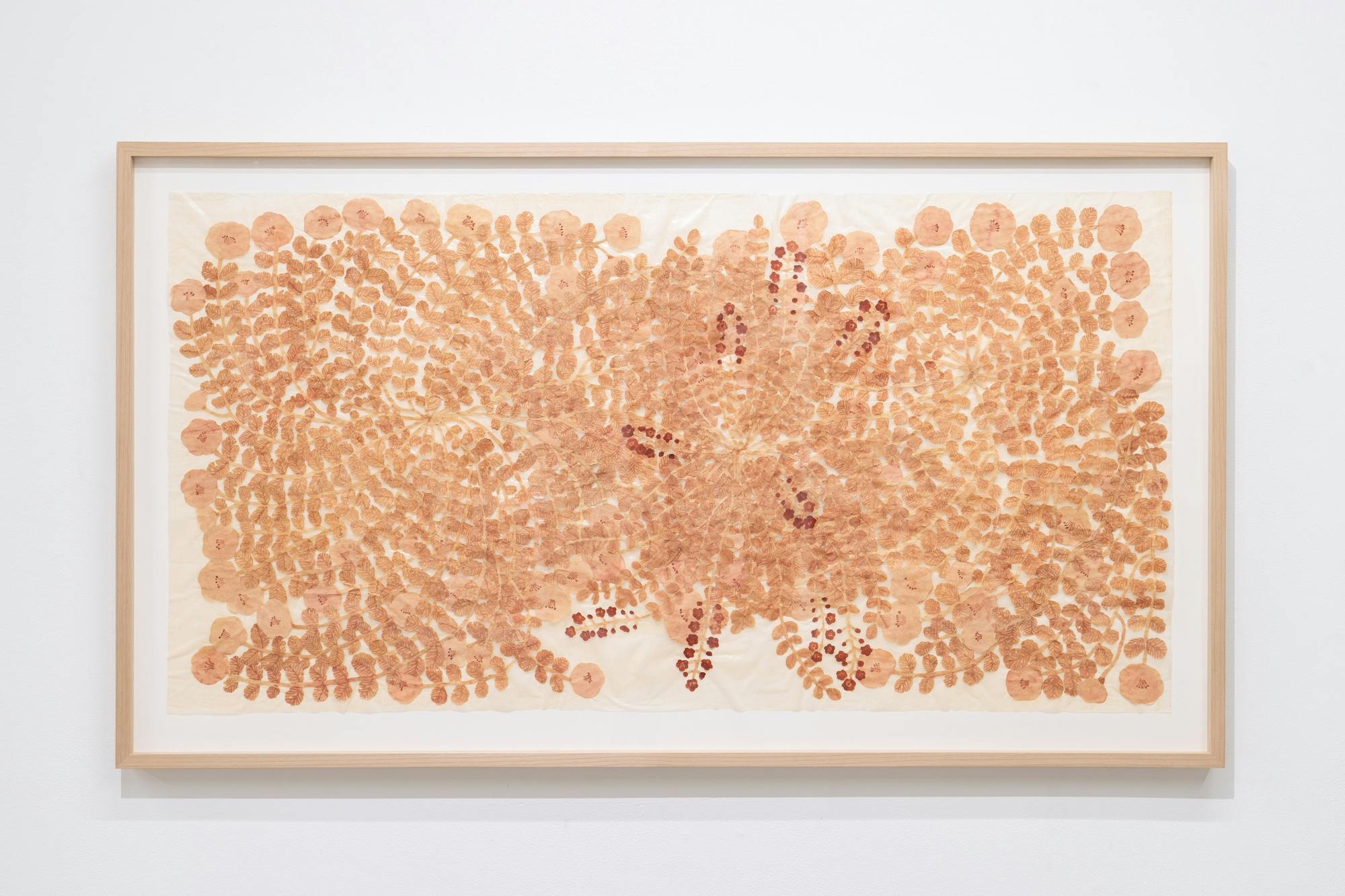 ももいろの花ふたつと赤い花ひとつ