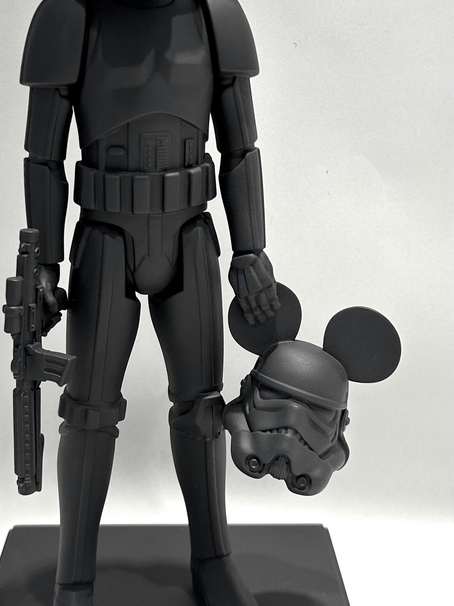 MAD MIC TROOPER "ONE" 1/1