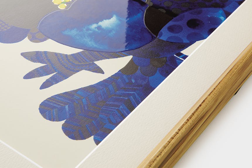 「Bird on blue flower」 A3 アートポスター（額装品）