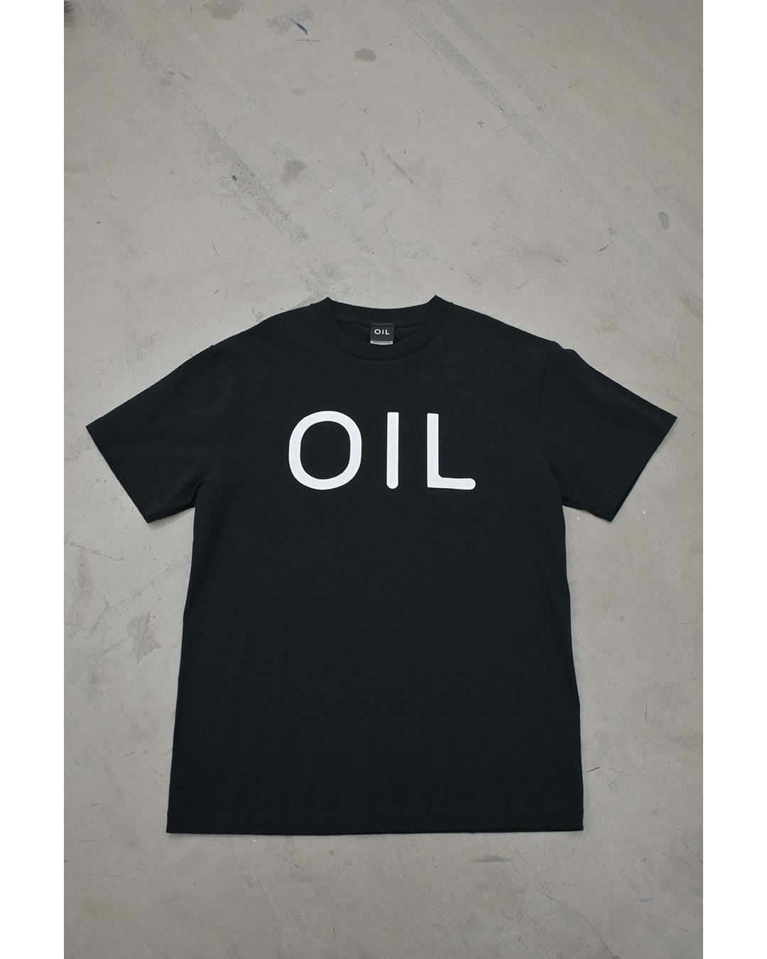 Size-M　OILロゴTシャツ black
