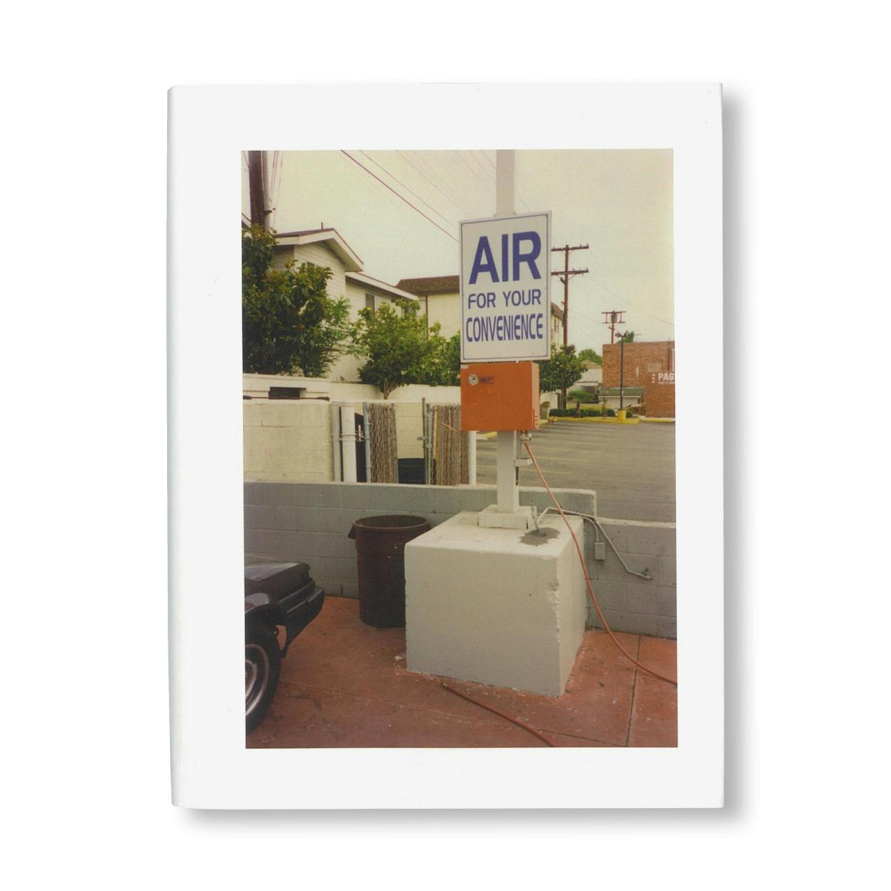 THE LOS ANGELES PHOTOGRAPHS