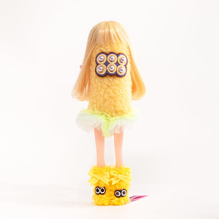 blonde tutu