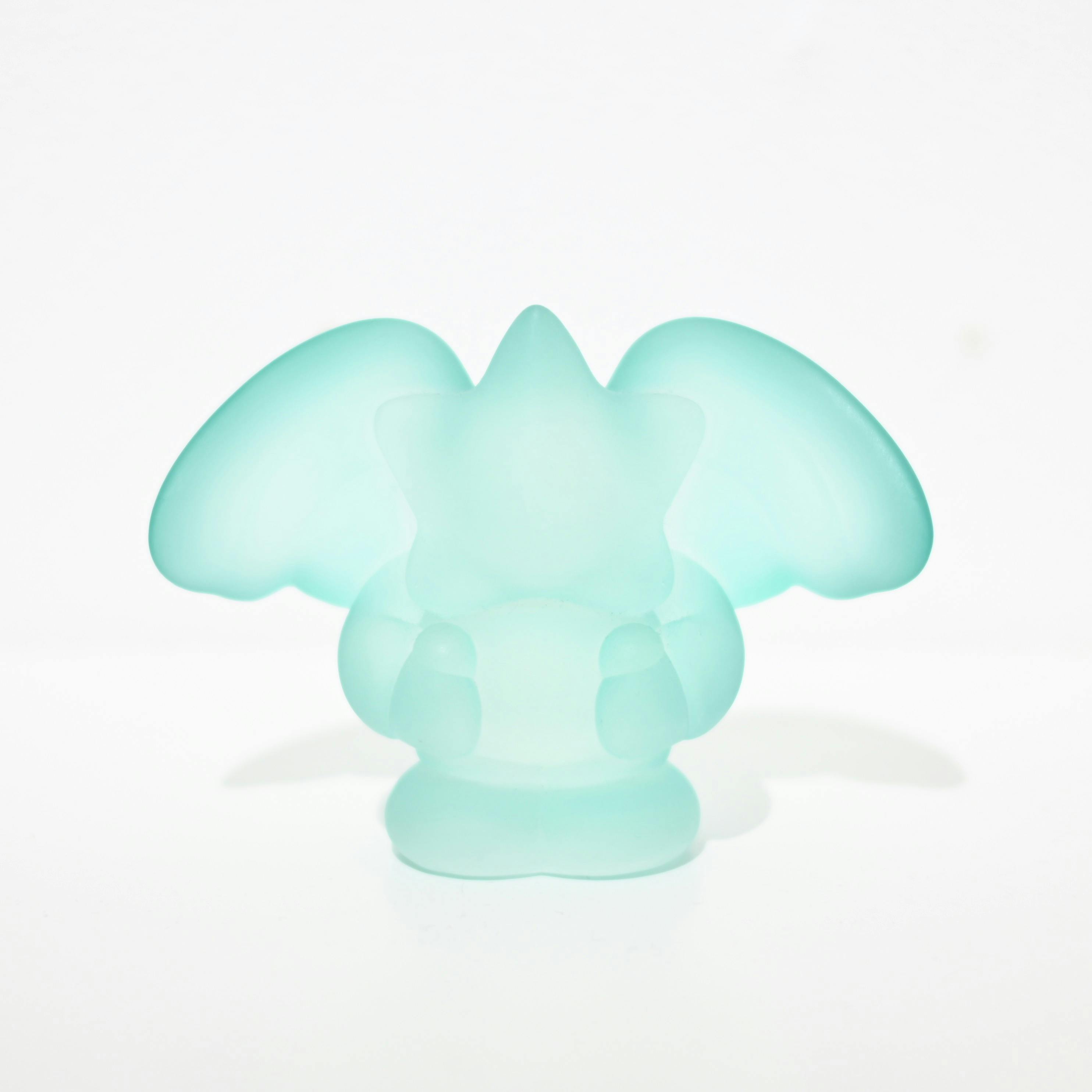 figure-hungry star angel