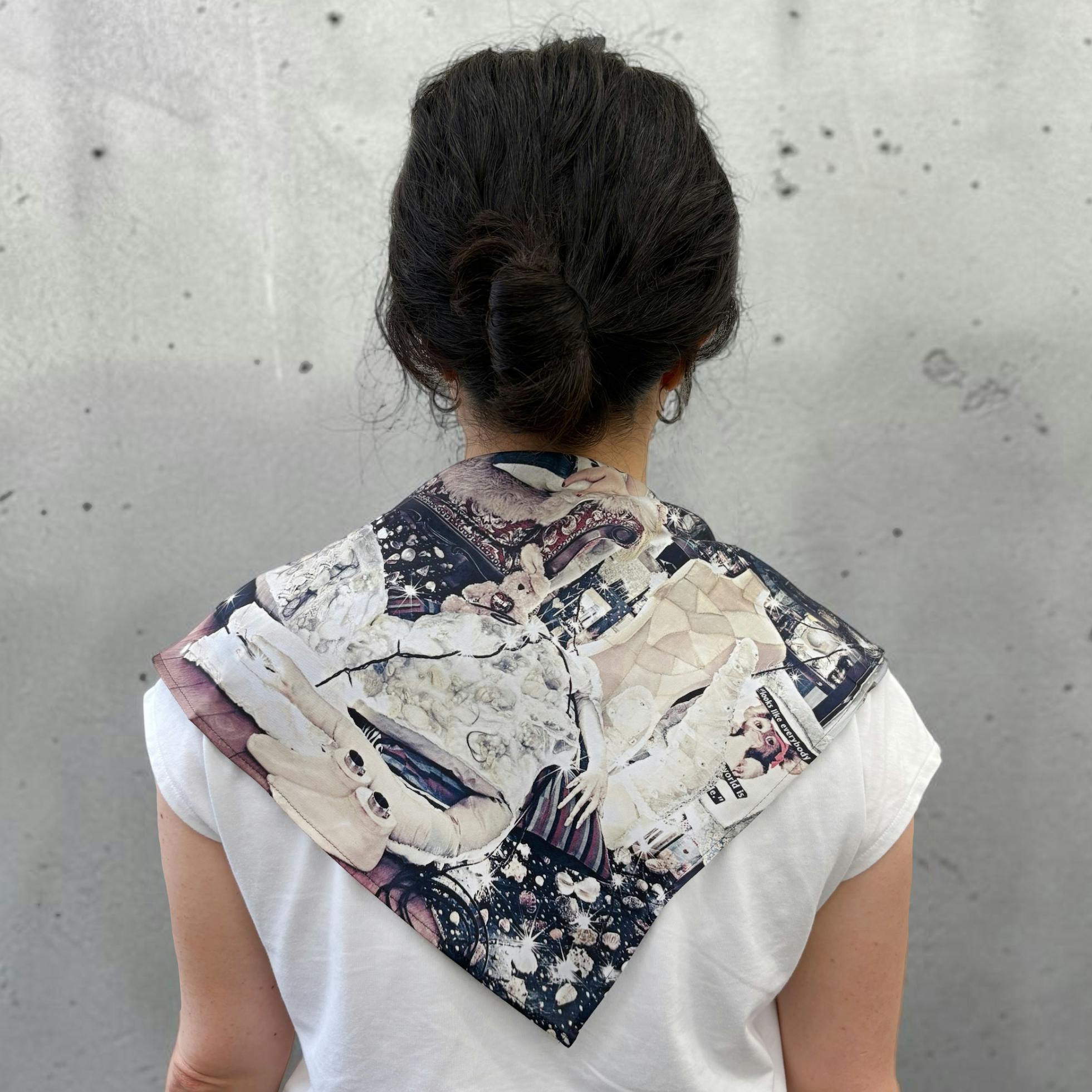 まなざしの奇跡展　スカーフ　片山真理　Mari Katayama