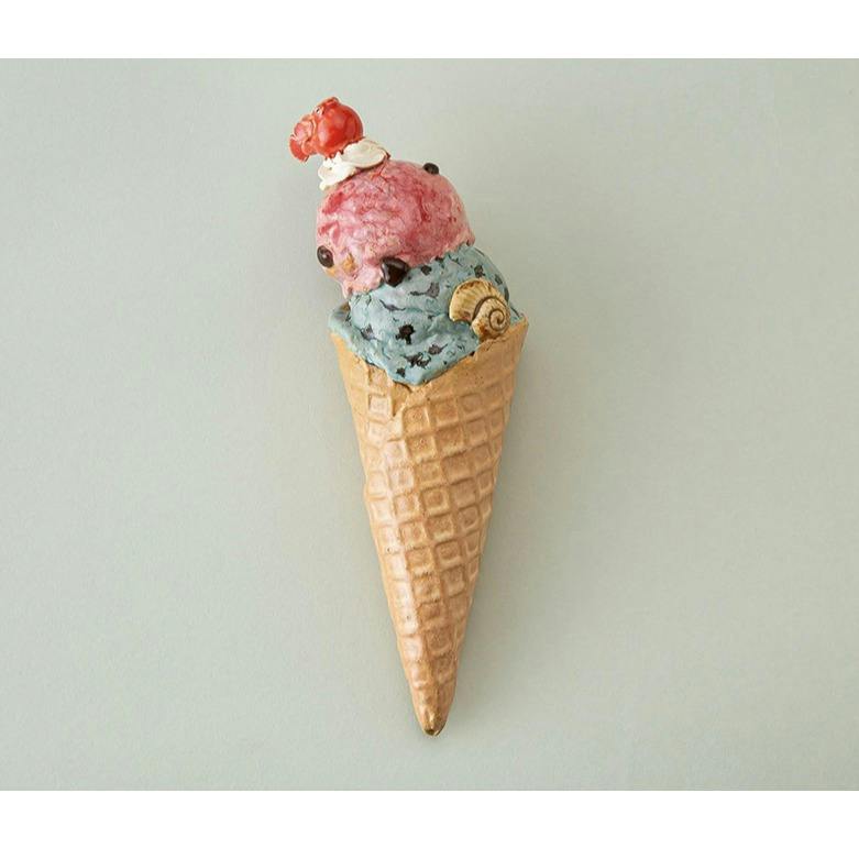 ストロベリーとチョコミントのフグアイスクリーム