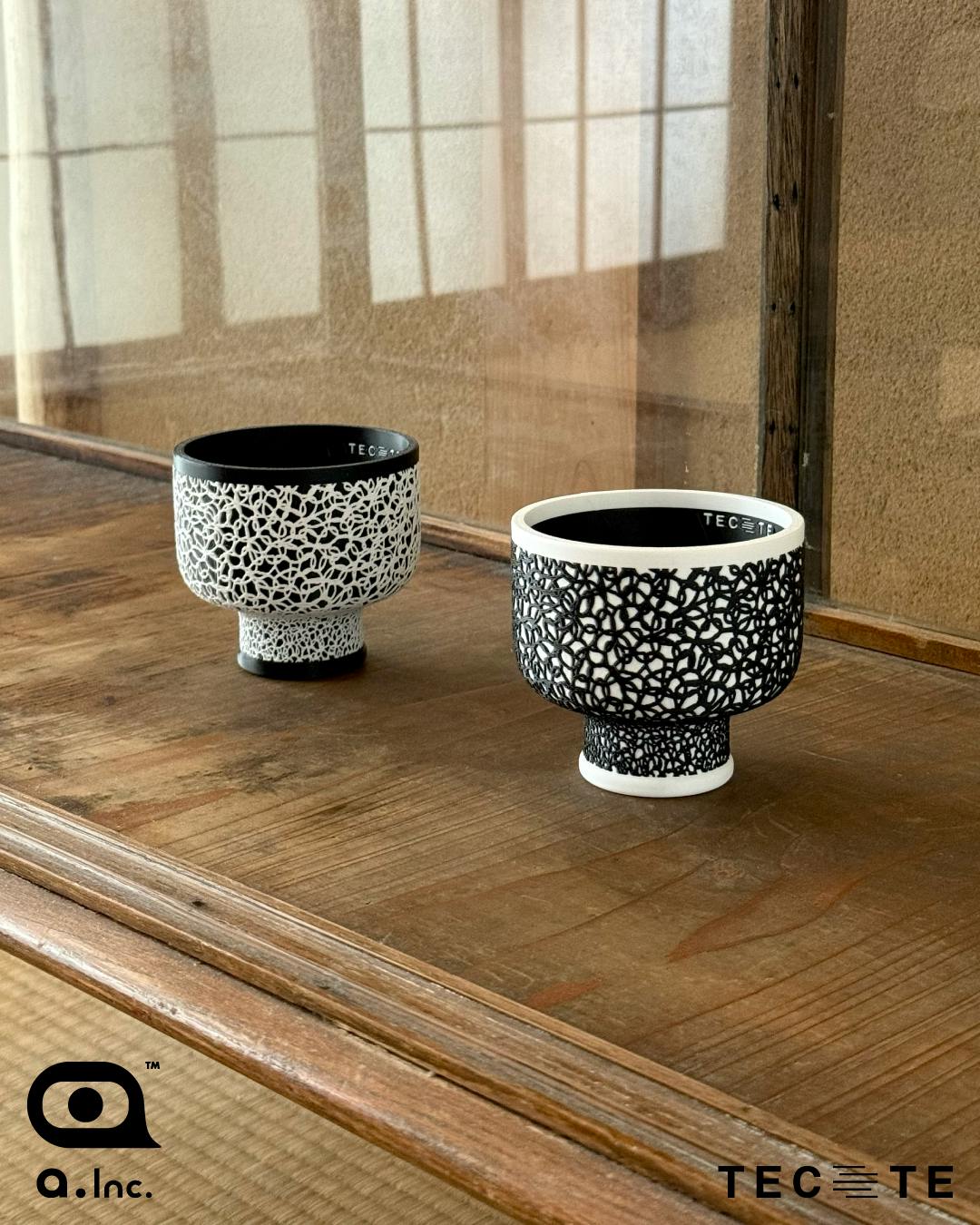 PLANTER（3号）| BOTTLE -FLOWER/LINE-（WHITE×BLACK） | TECTE