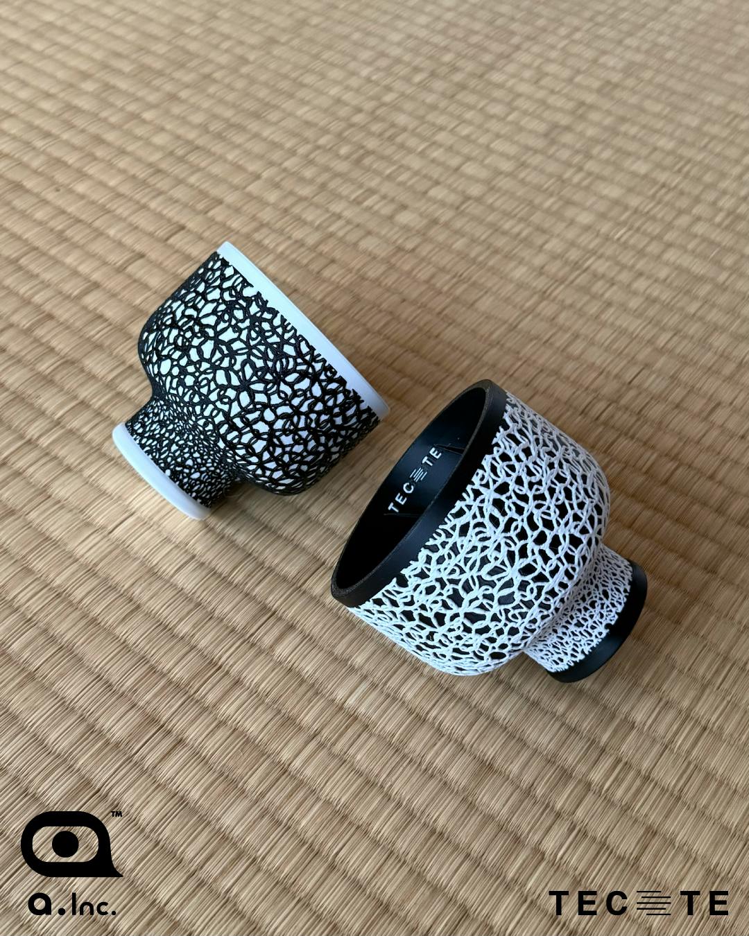 PLANTER（3号）| BOTTLE -FLOWER/LINE-（WHITE×BLACK） | TECTE